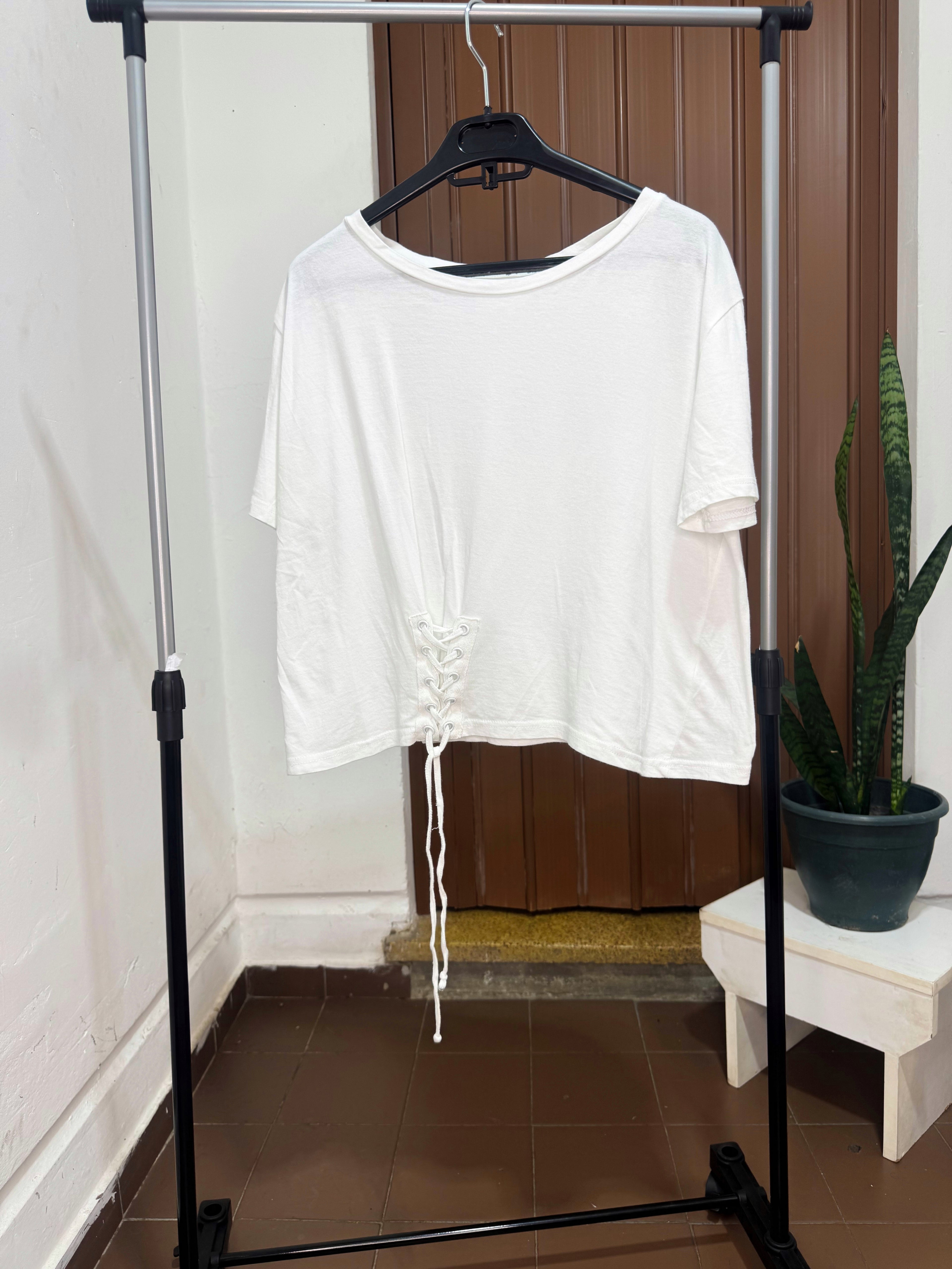 Remera blanca Daniel Cassin
