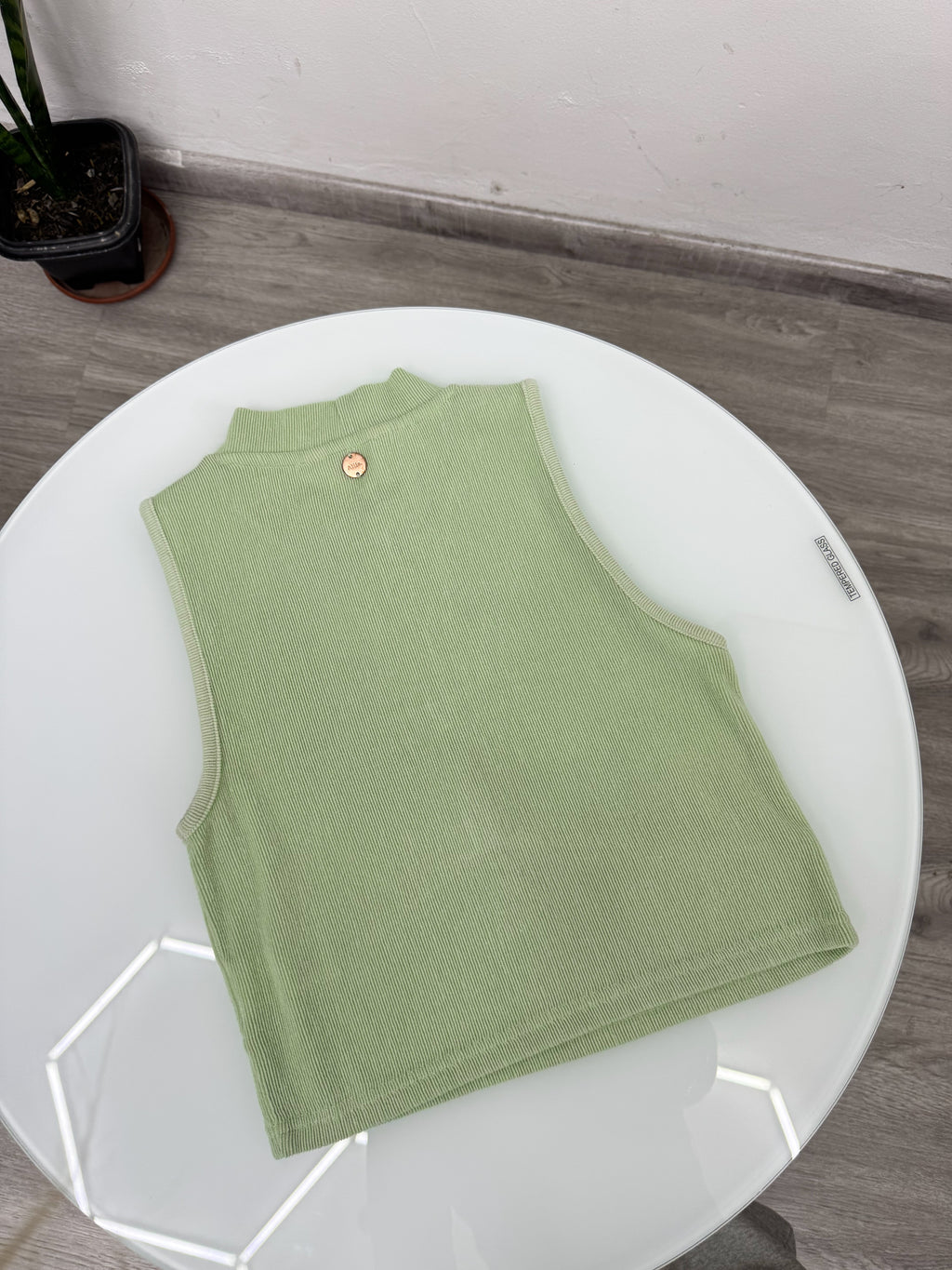 Top verde pastel Allie
