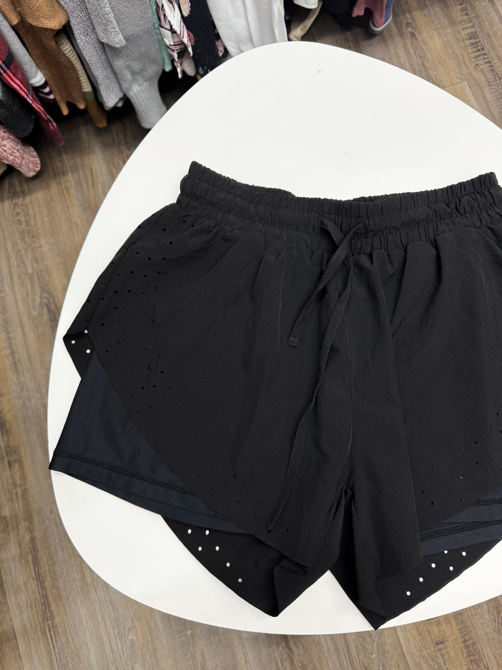 Short deportivo con calza abajo