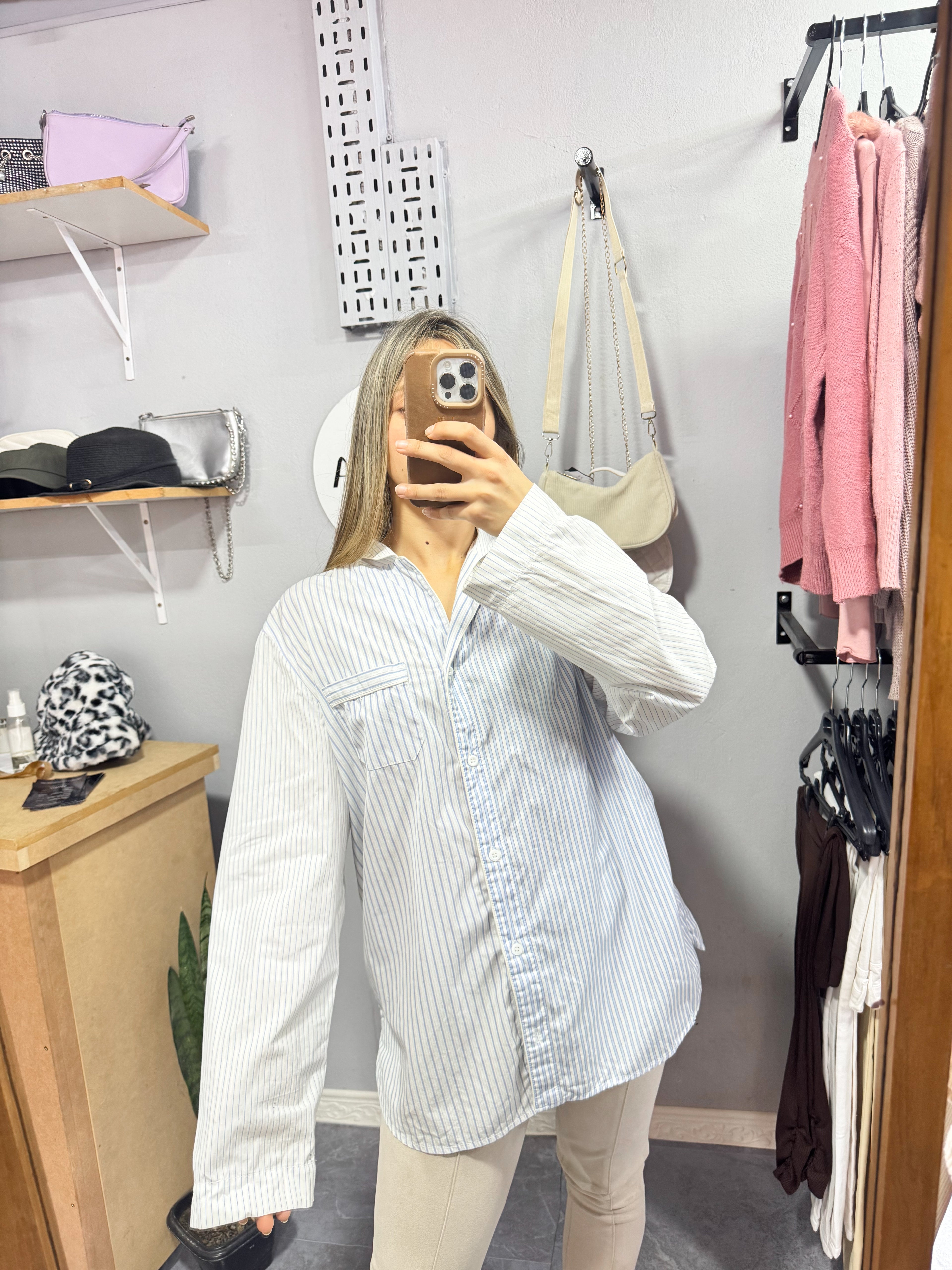 Camisa celeste a rayas ZARA