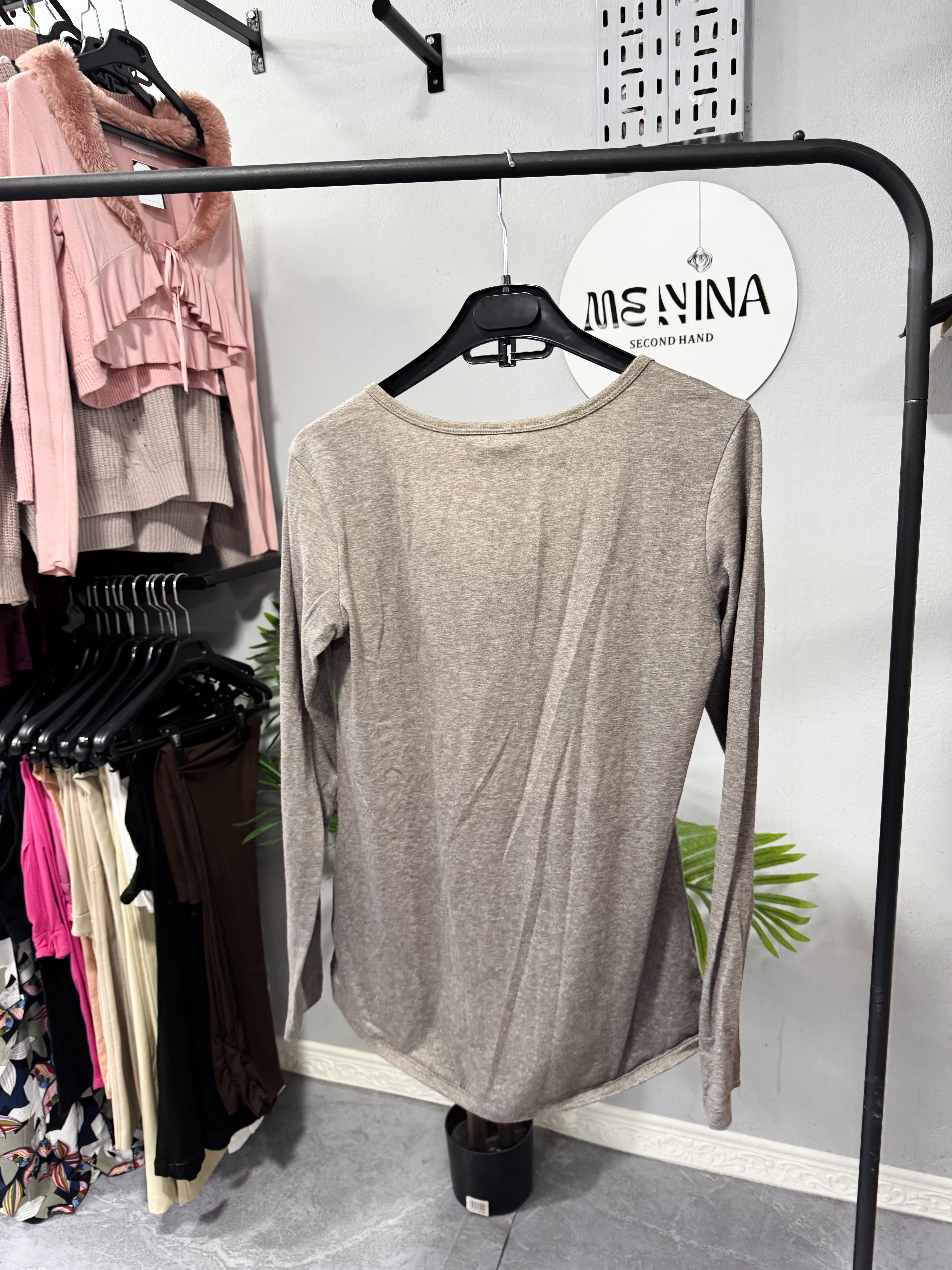 Remera básica manga larga marrón