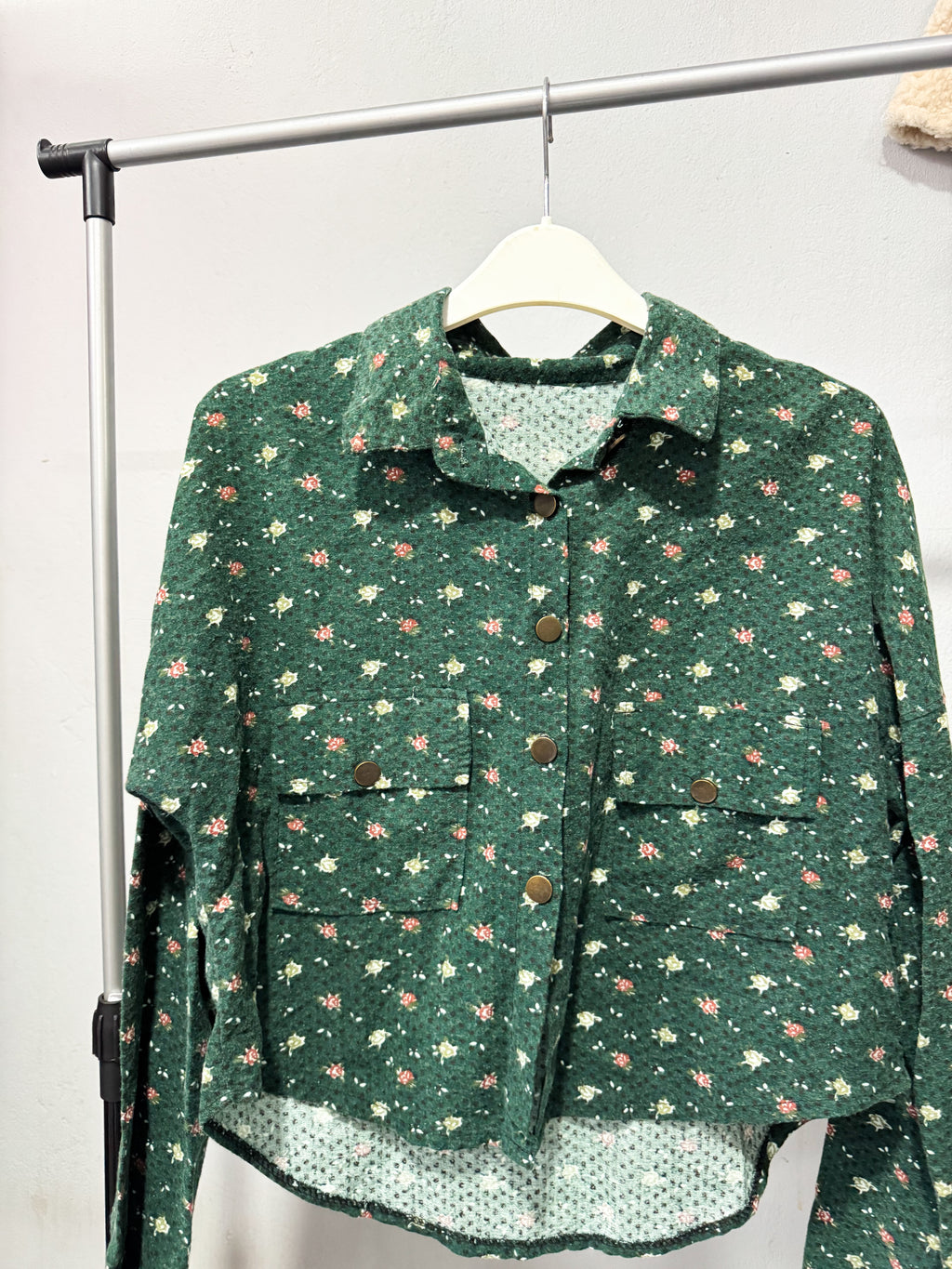 Camisa verde estampada gruesita