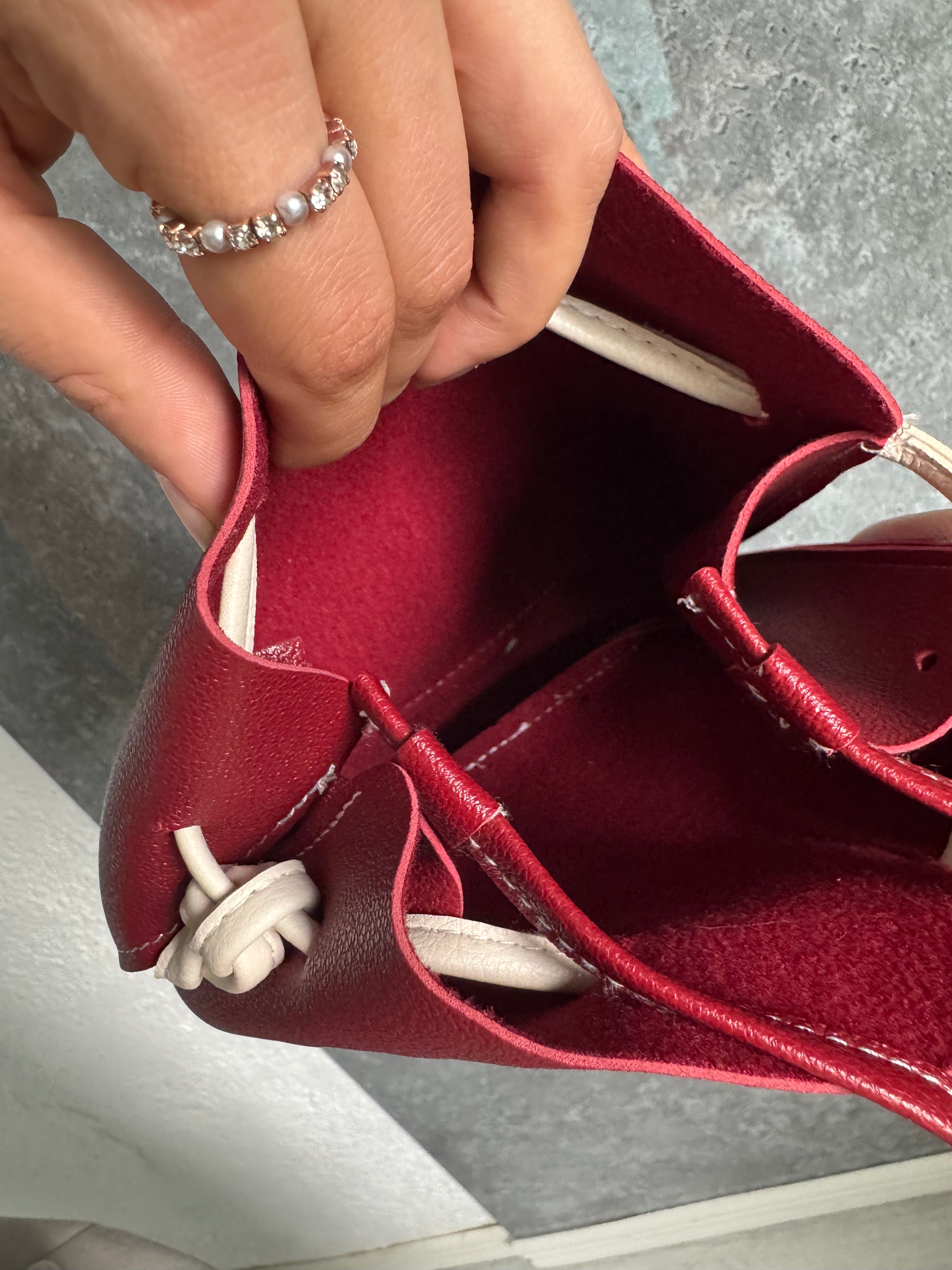 Cartera en cuero roja