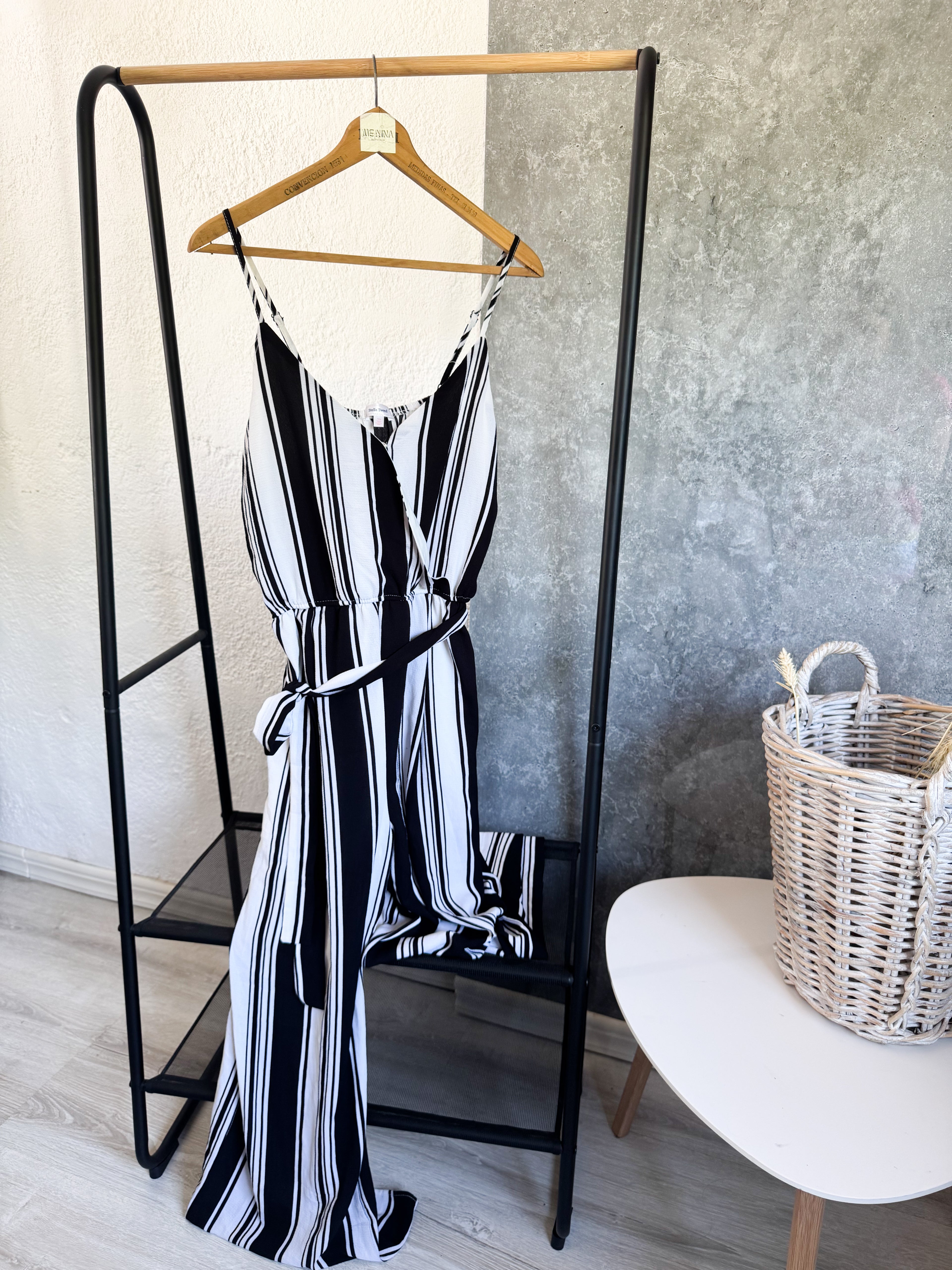 Monito largo a rayas