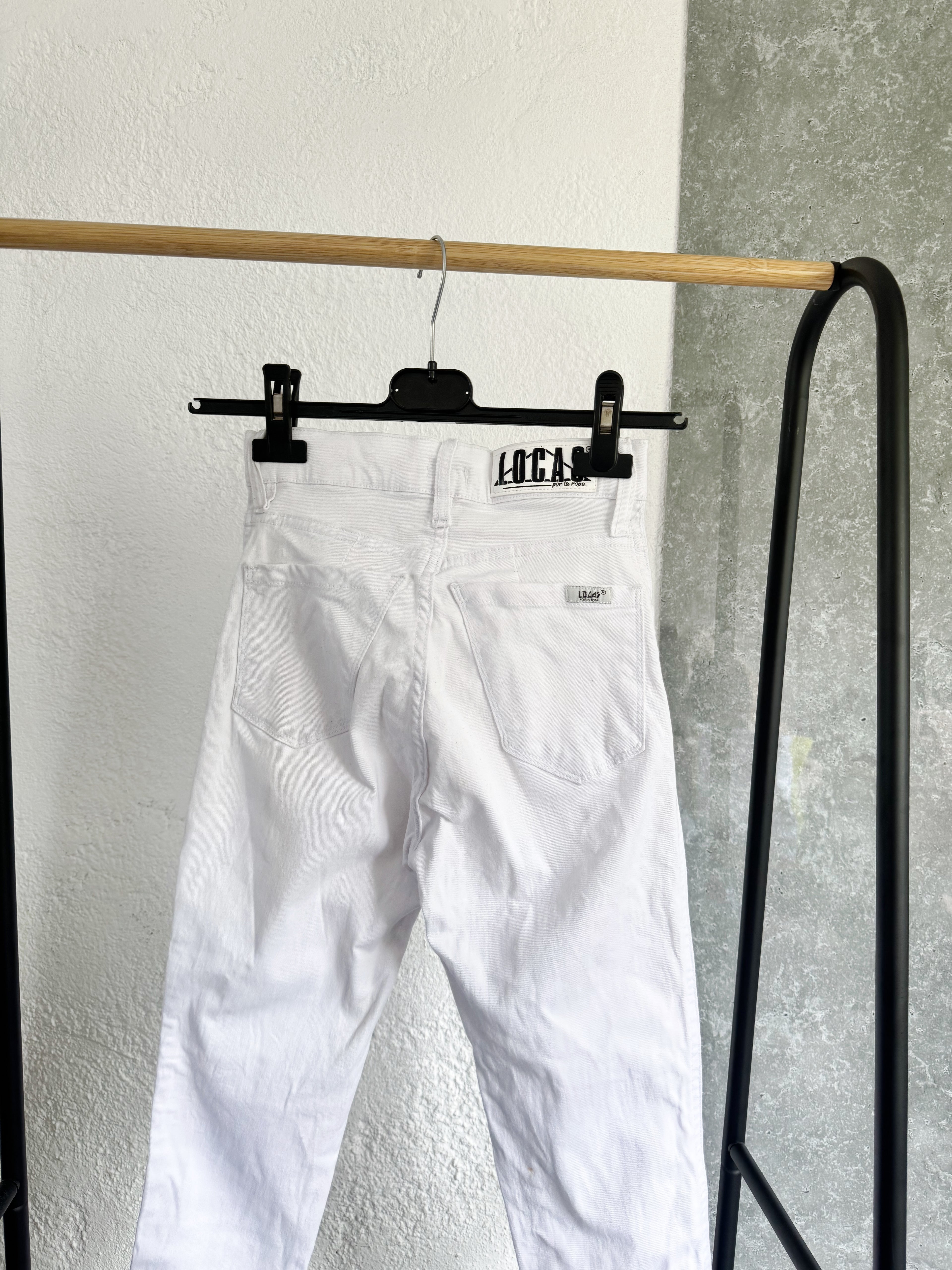 Jean blanco LAS LOCAS