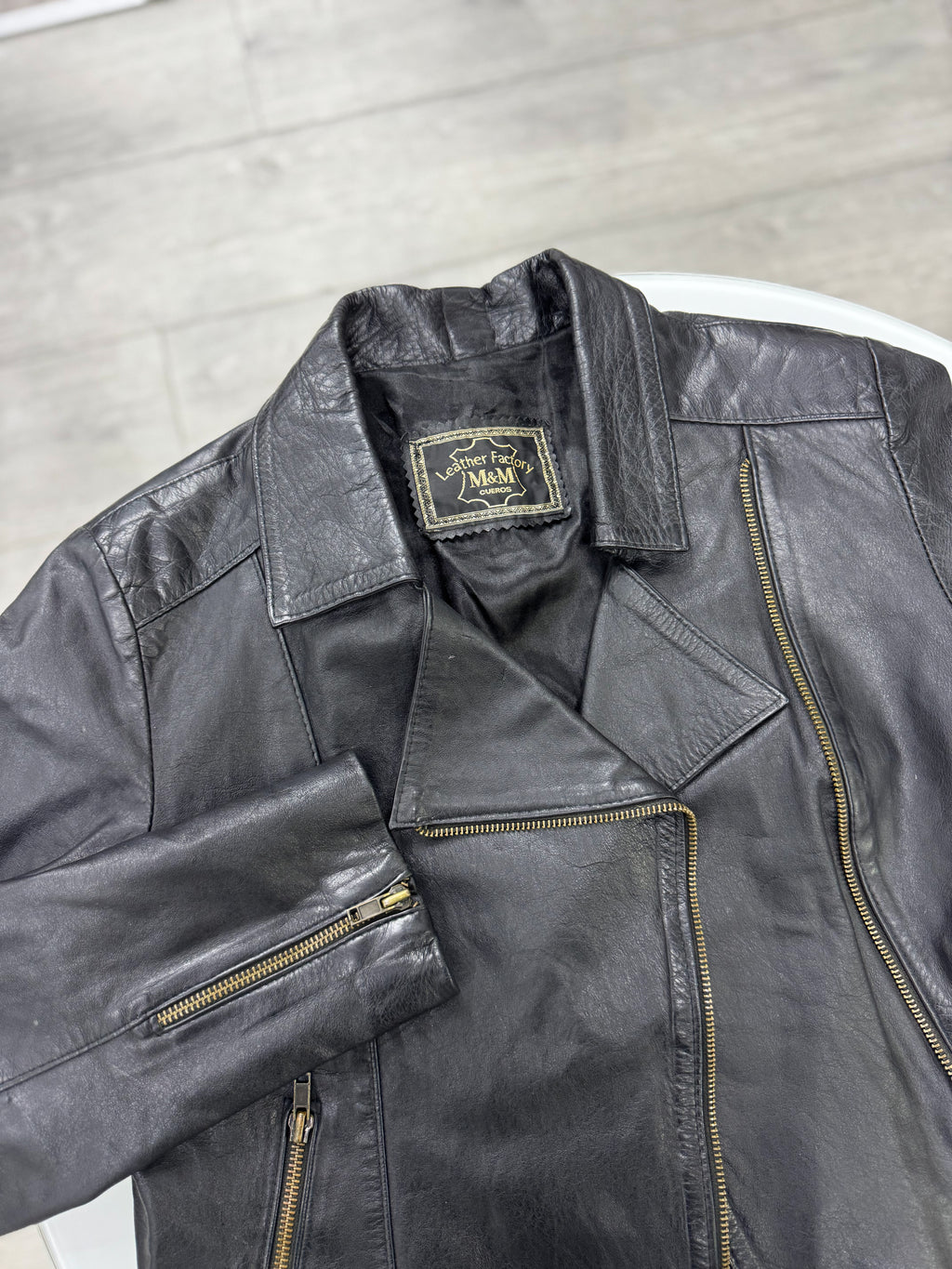 Chaqueta 100% cuero legítimo