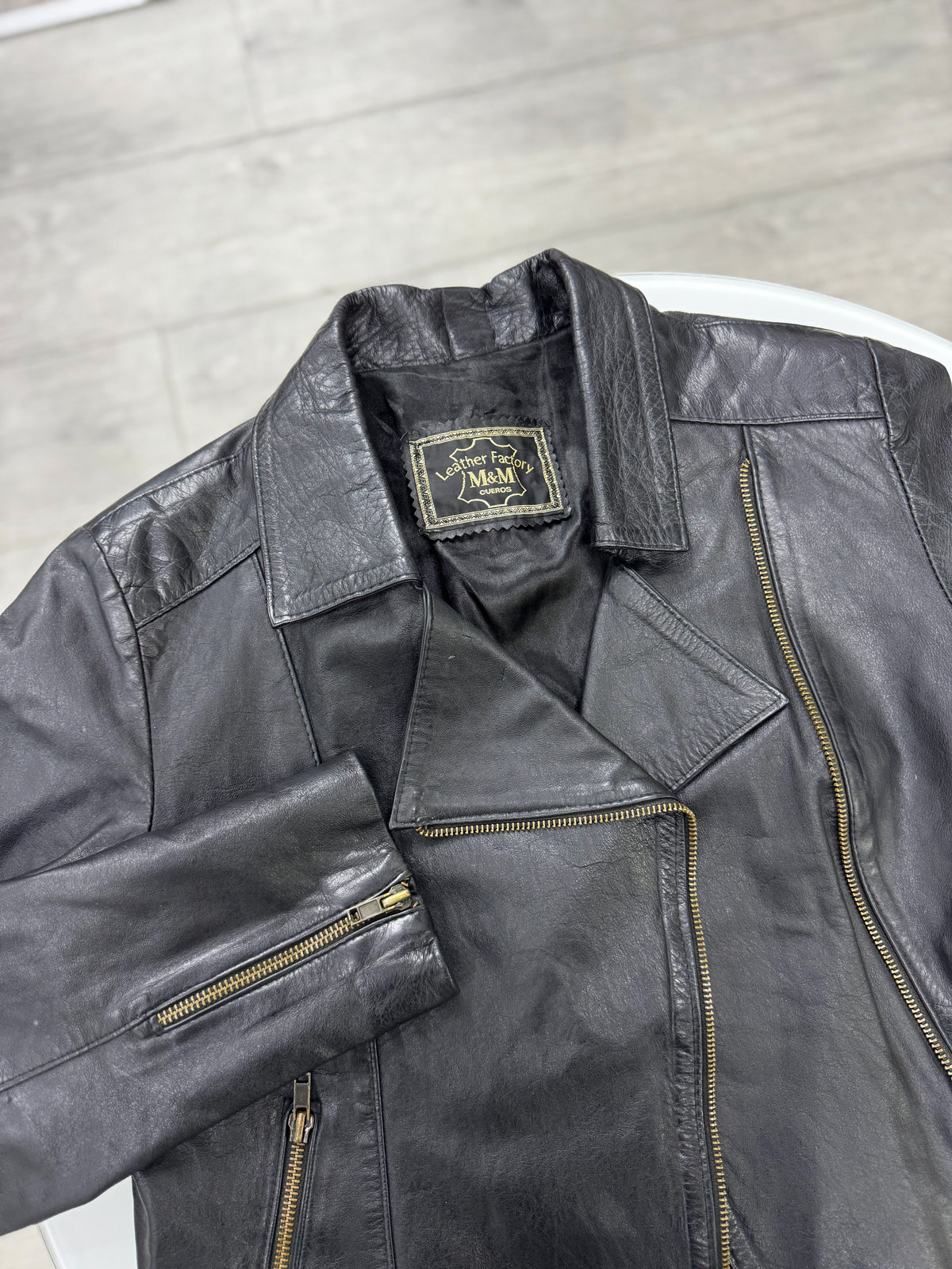 Chaqueta 100% cuero legítimo