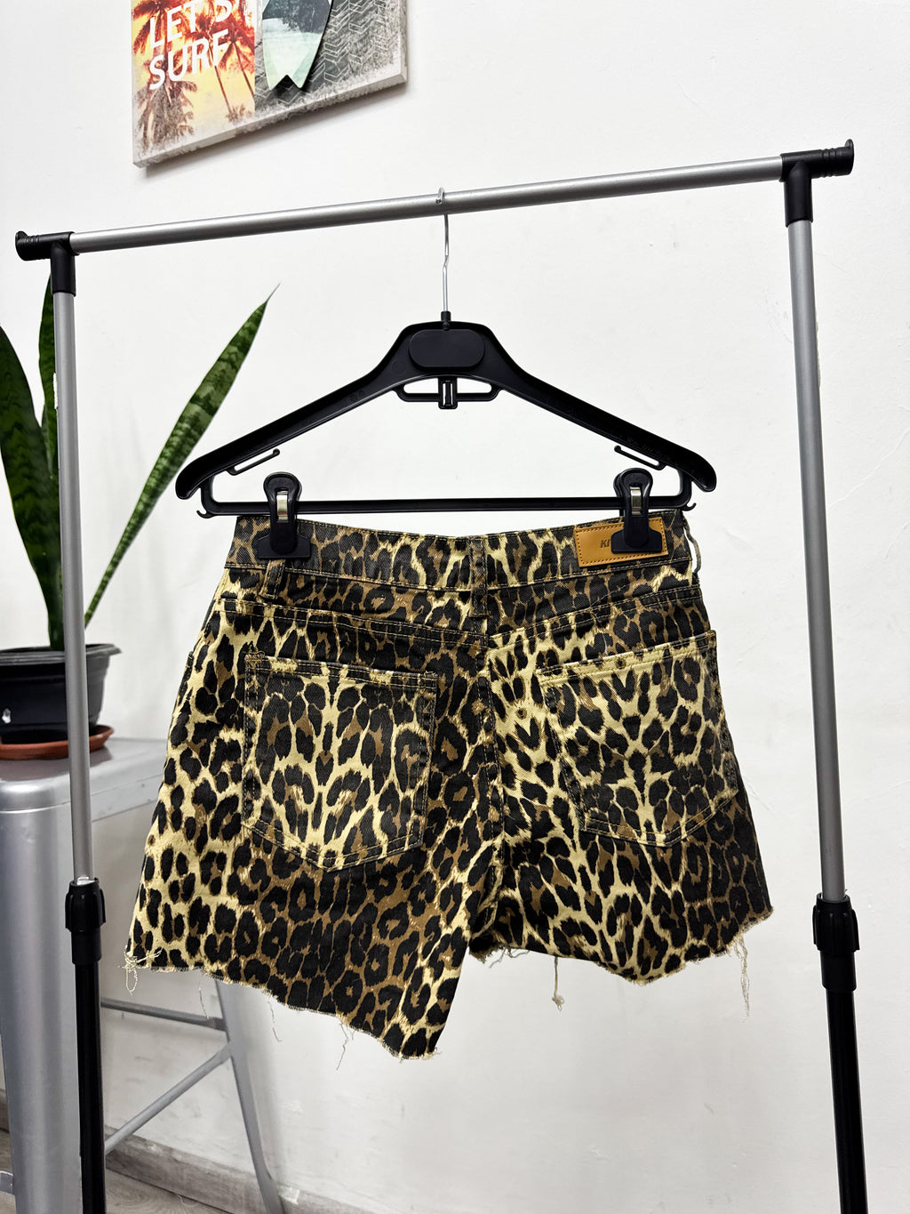 Short pollera animal print