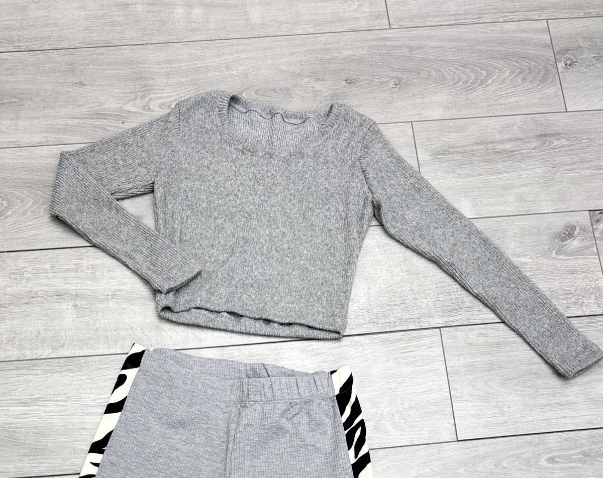 NUEVA remerita gris lanilla básica