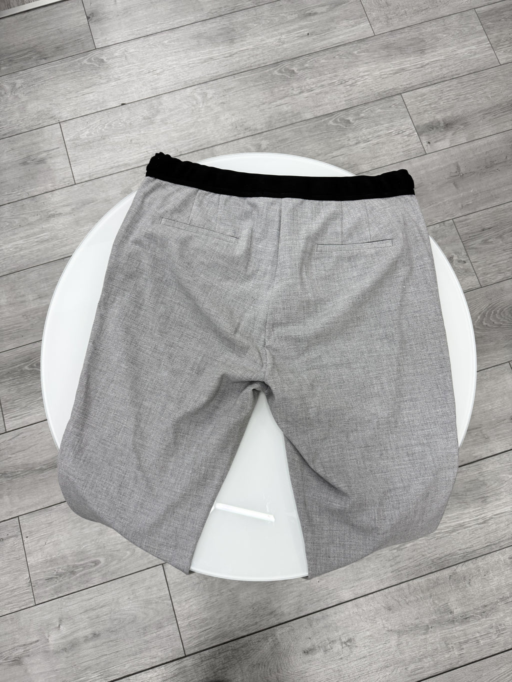 Pantalón gris ZARA talle XL