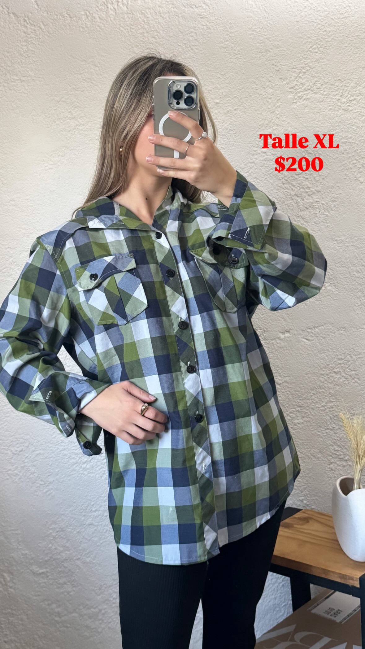 Camisa con capucha a cuadros