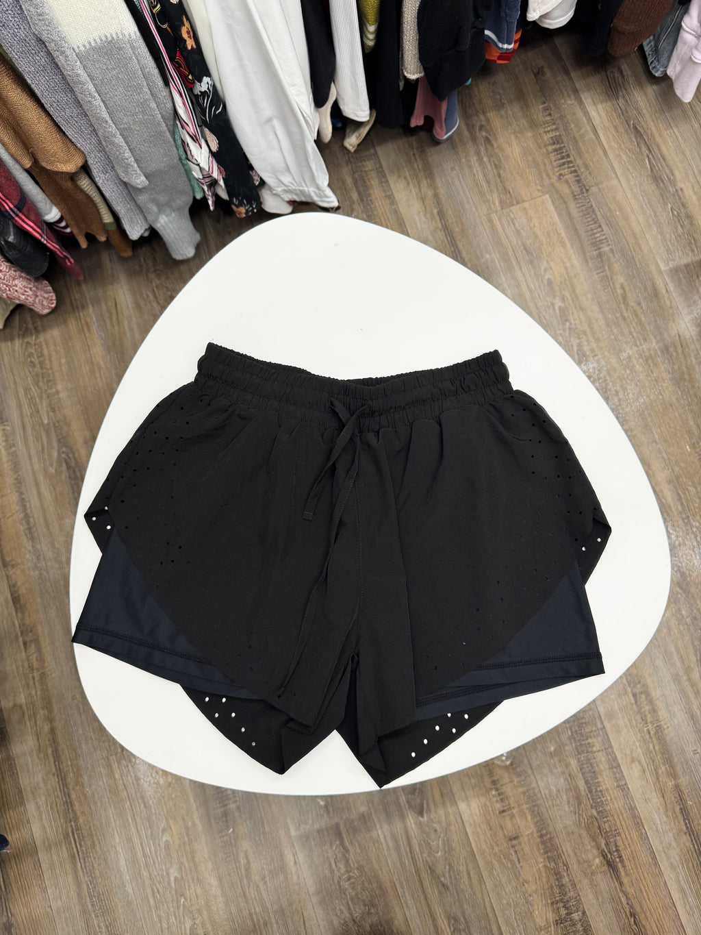Short deportivo con calza abajo