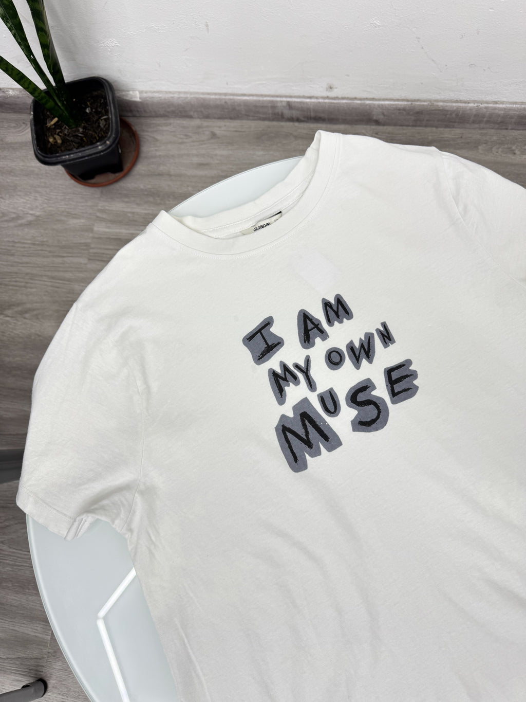 Remera blanca manga corta con frase