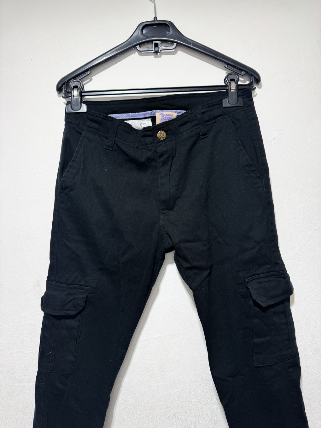 Pantalón cargo negro talle 28