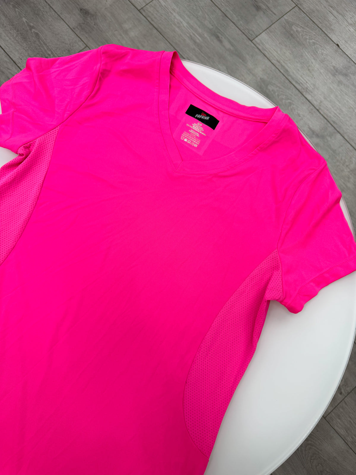 Remera deportiva rosada talle S/M
