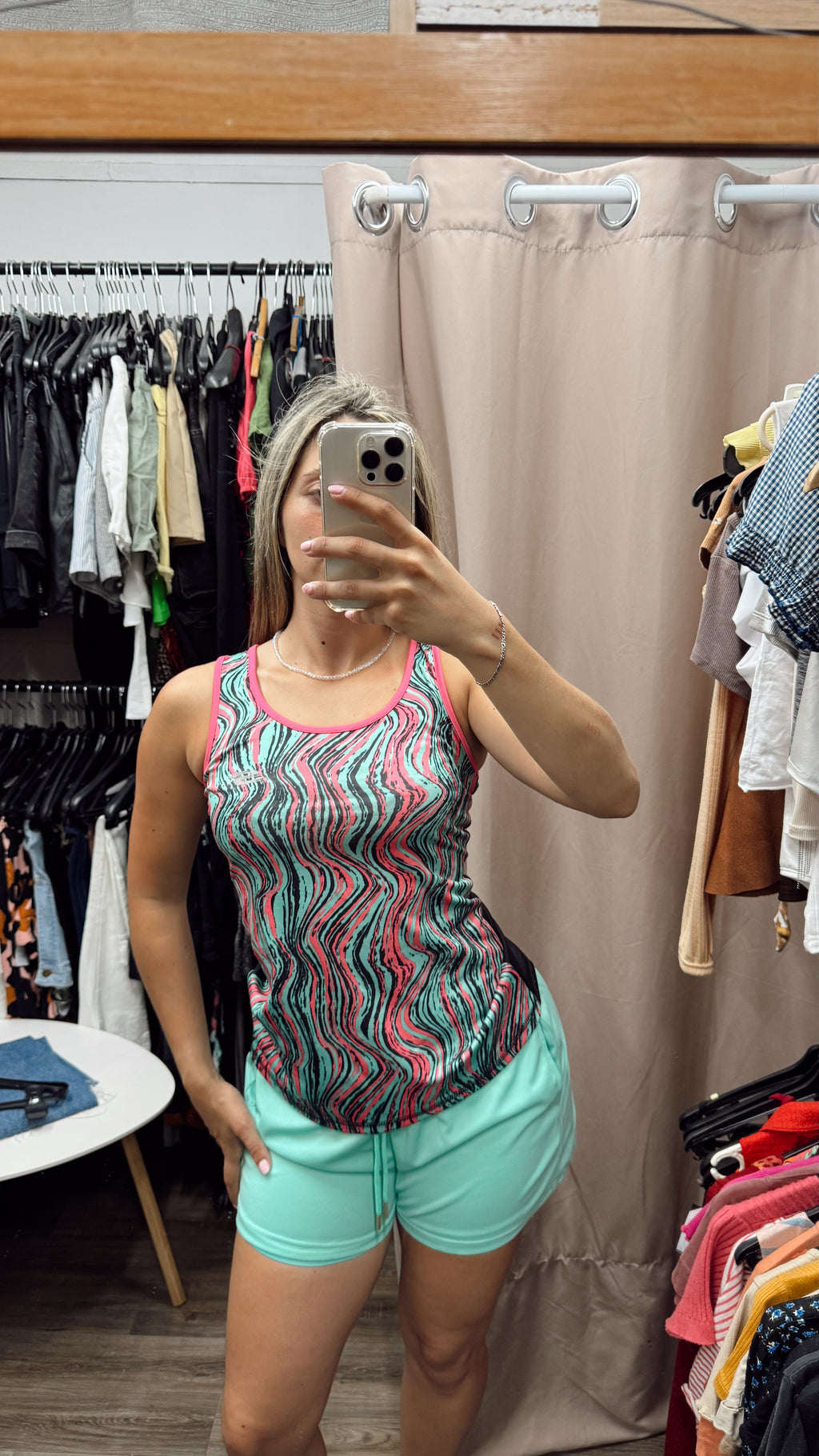 Musculosa deportiva Skachers