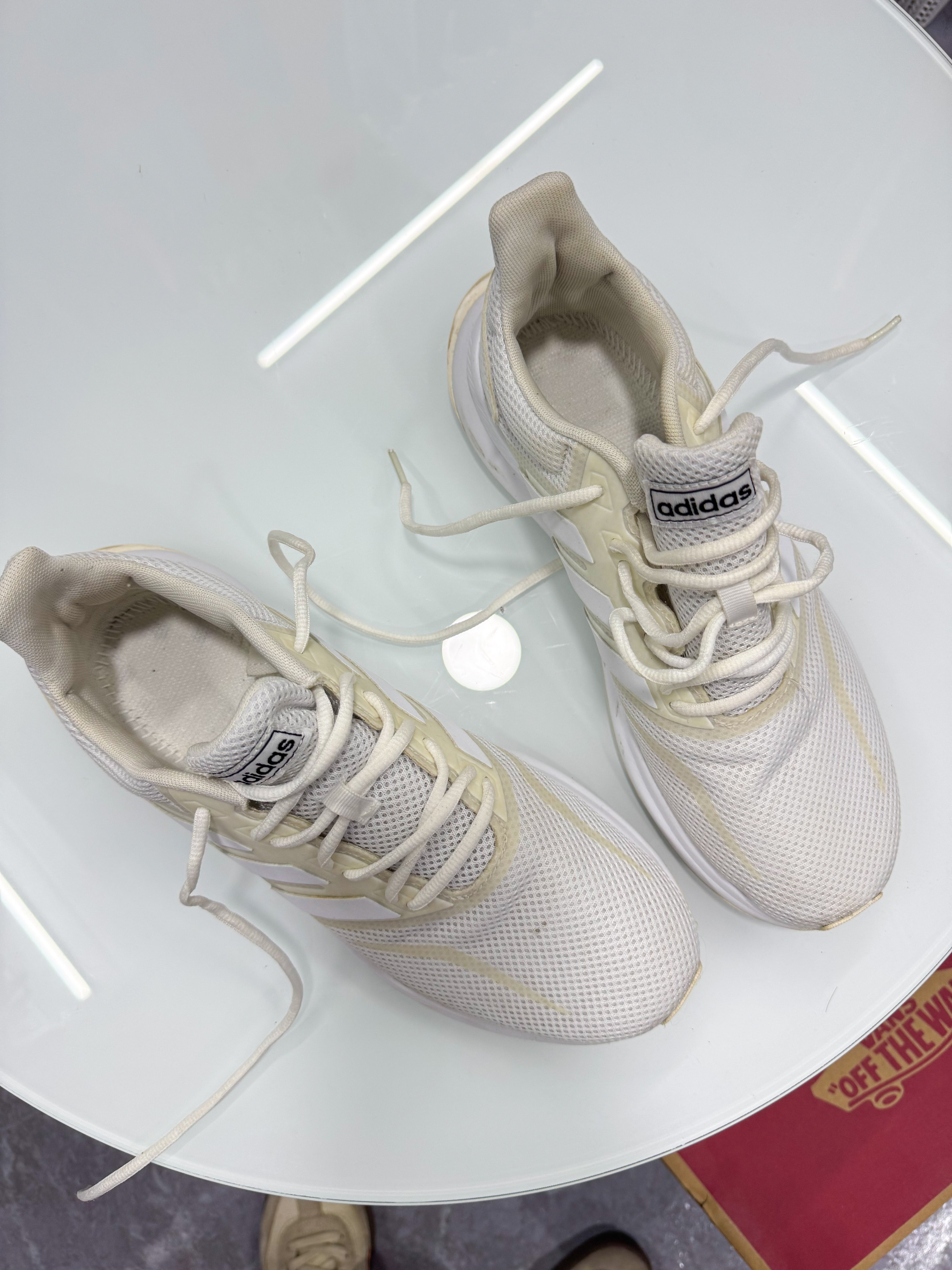 Championes Adidas blancos