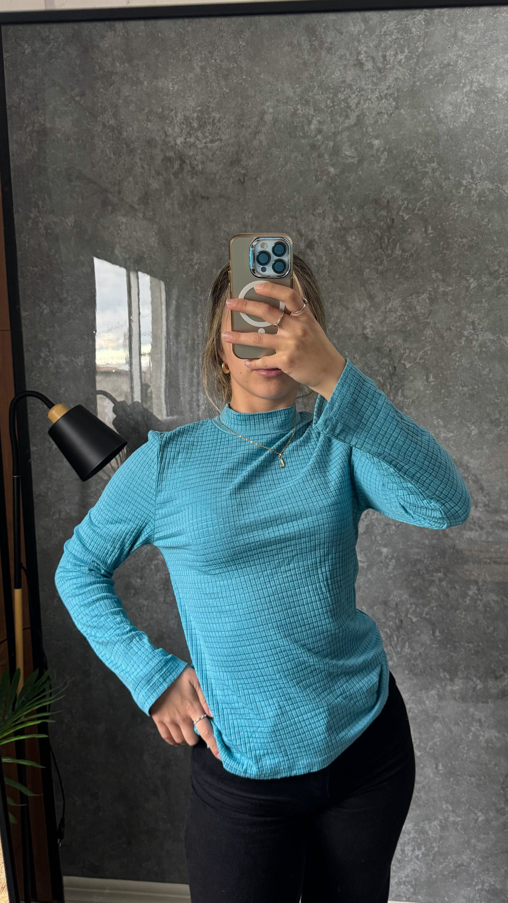 Polera NUEVA Daniel Cassin celeste