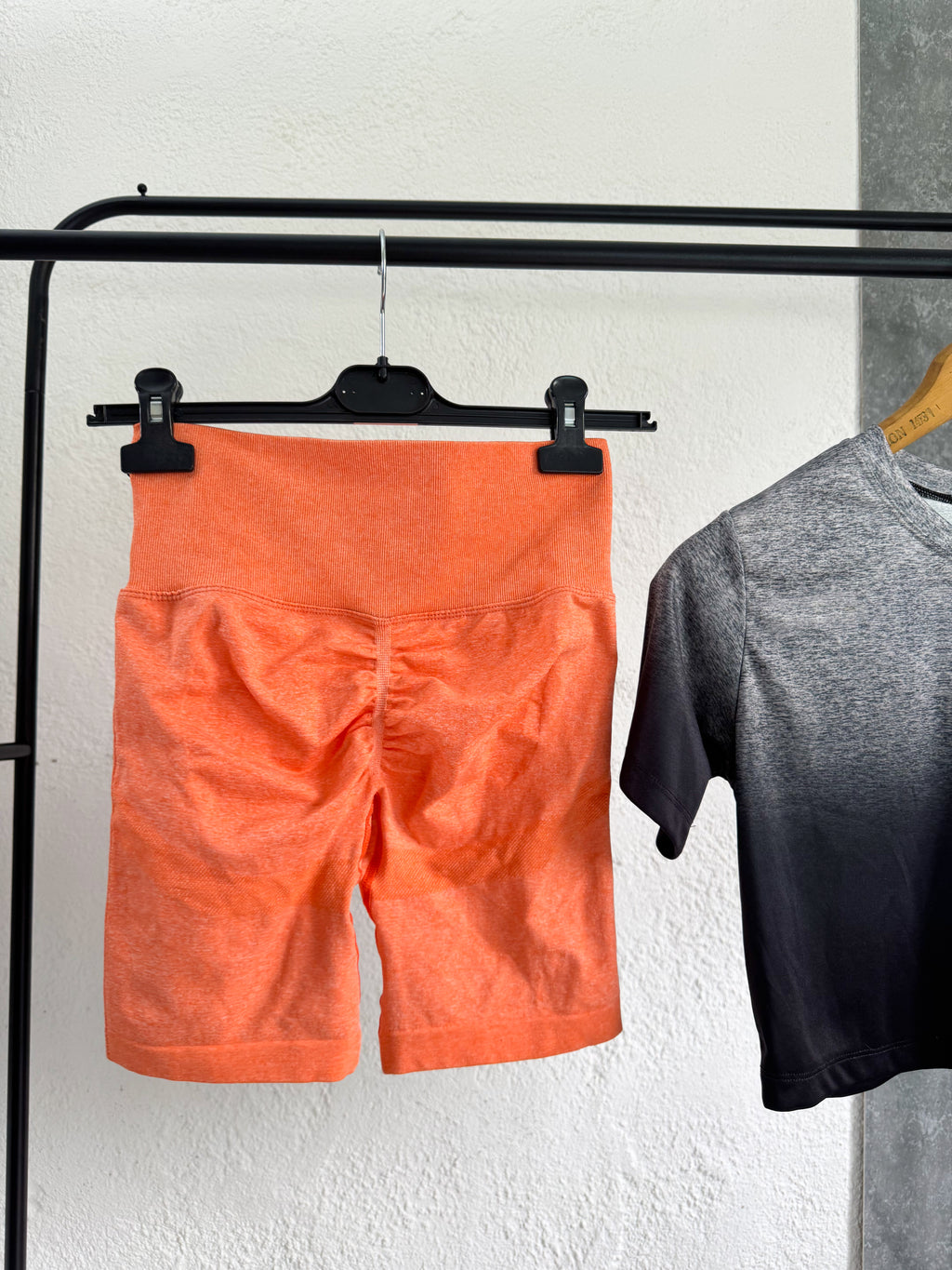 Calza gym naranja talle M