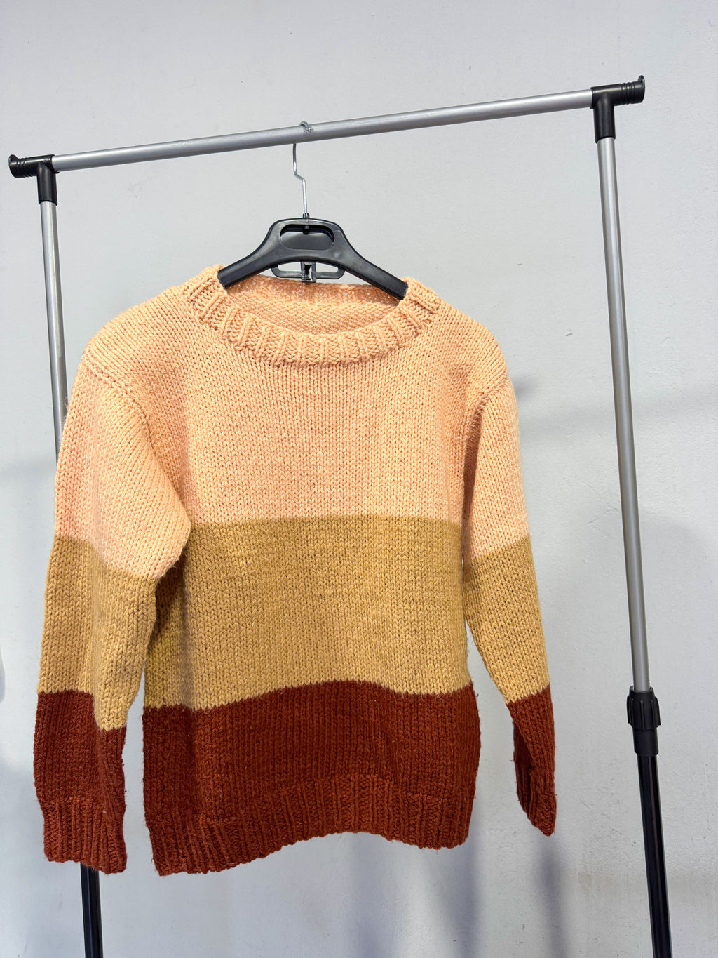 Buzo tricolor talle S