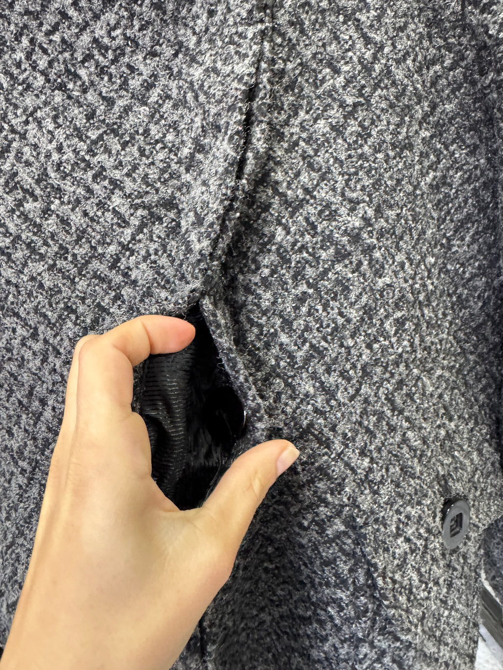 Tapado de paño gris con cuello
