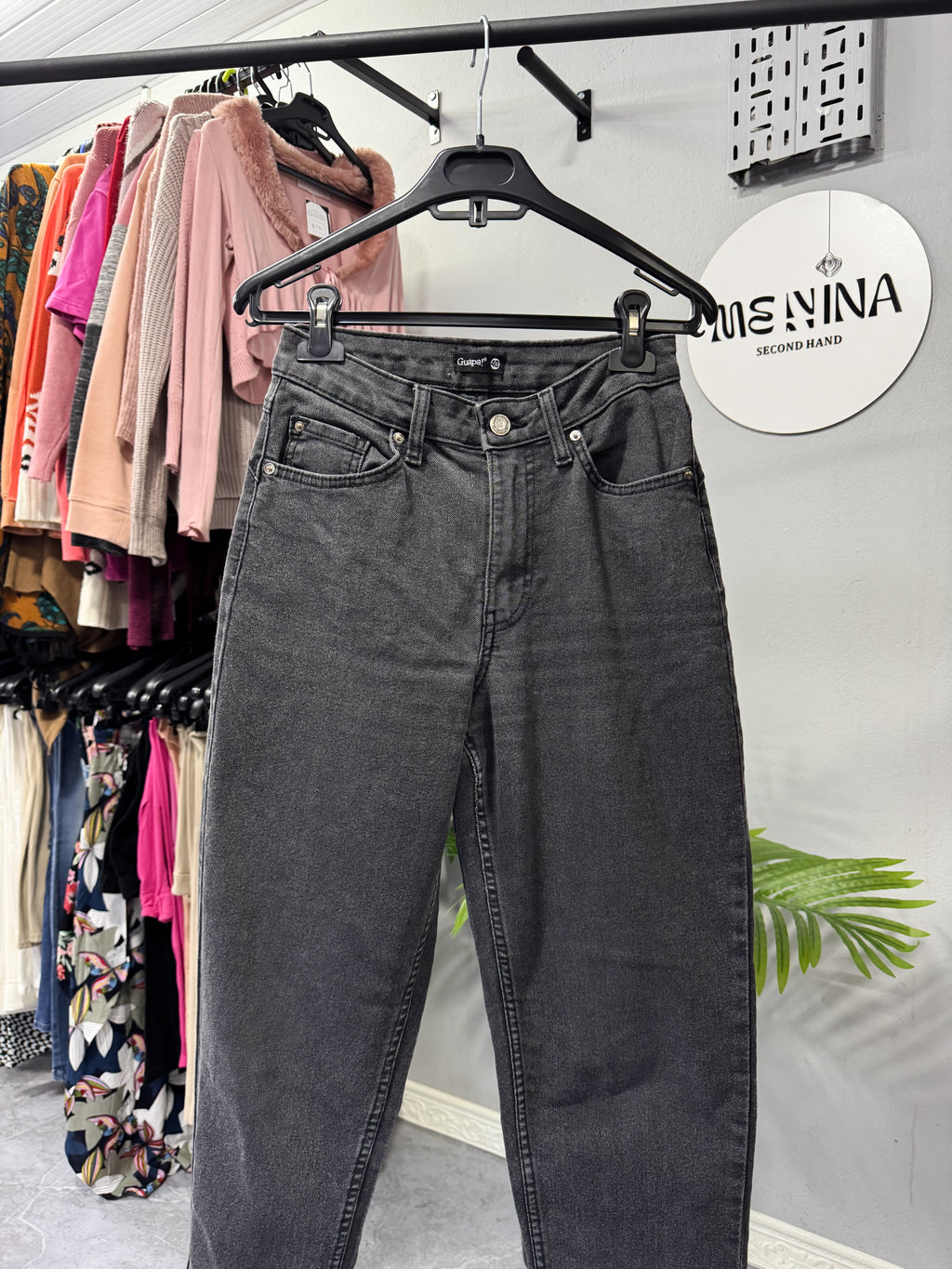 Jean mom negro