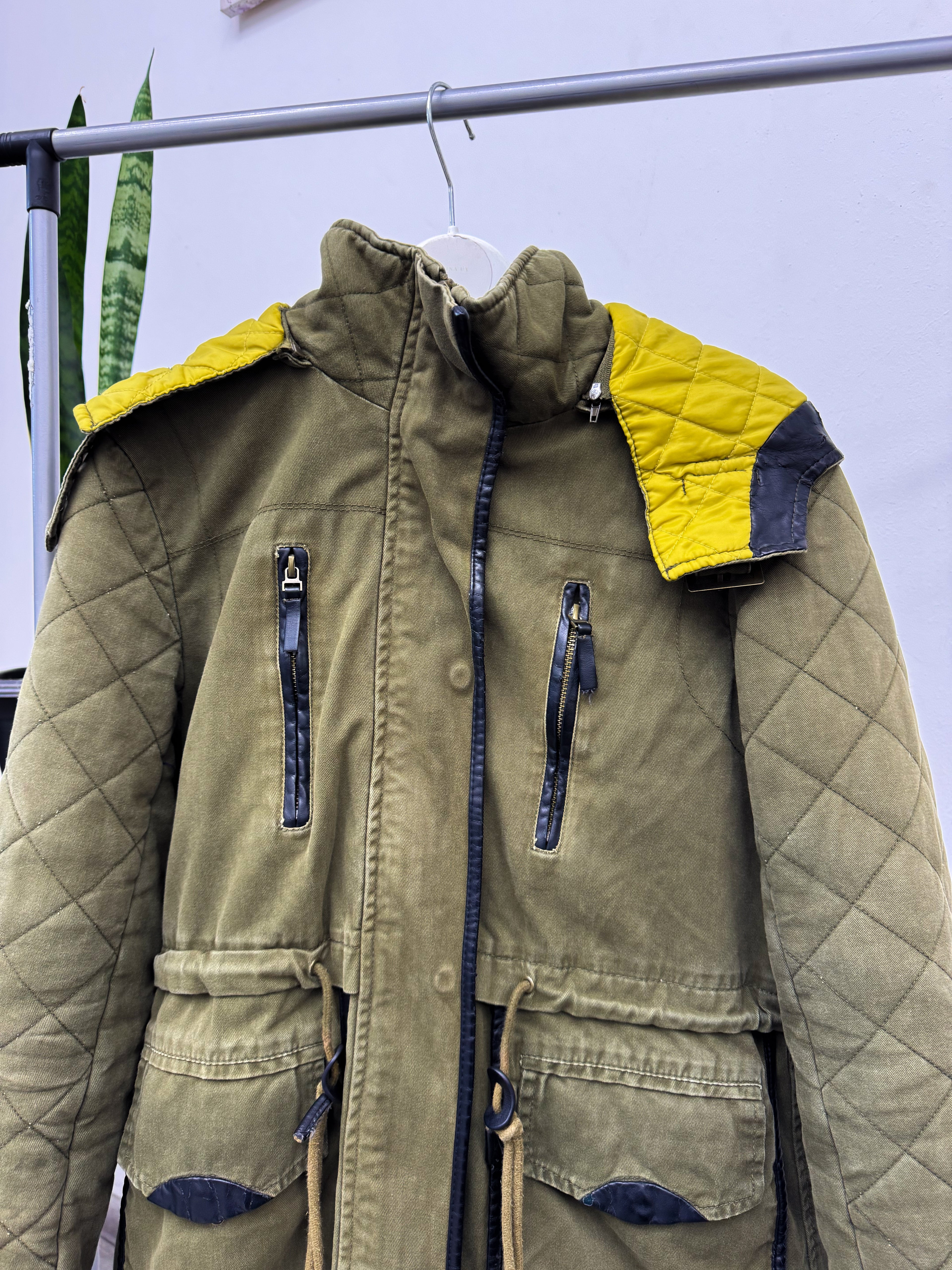 Parka con corderito desmontable
