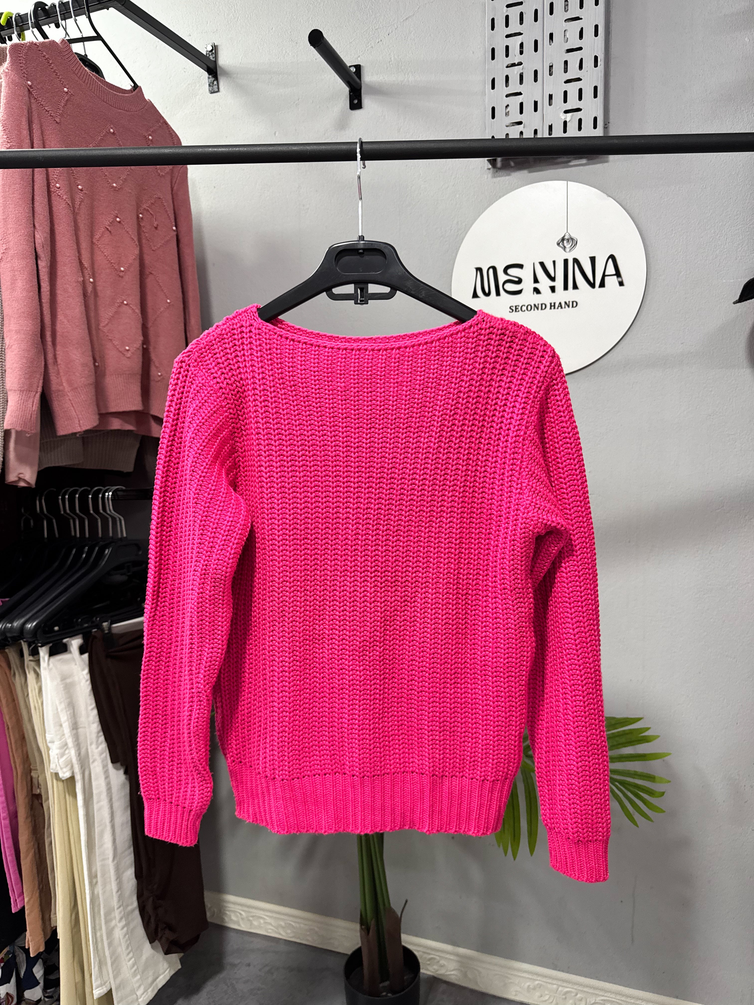 Buzo rosado de lana