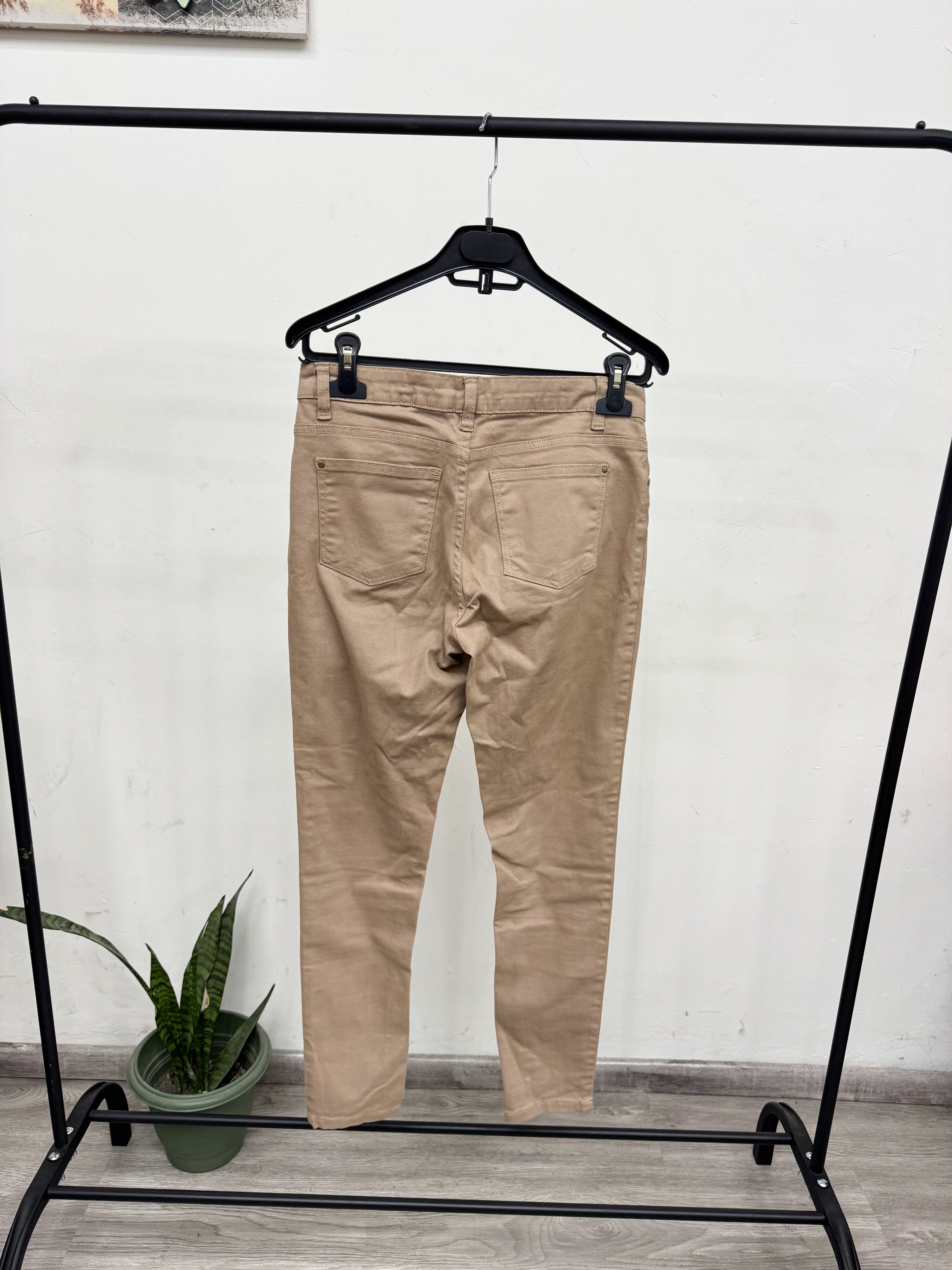 Pantalón marrón clarito