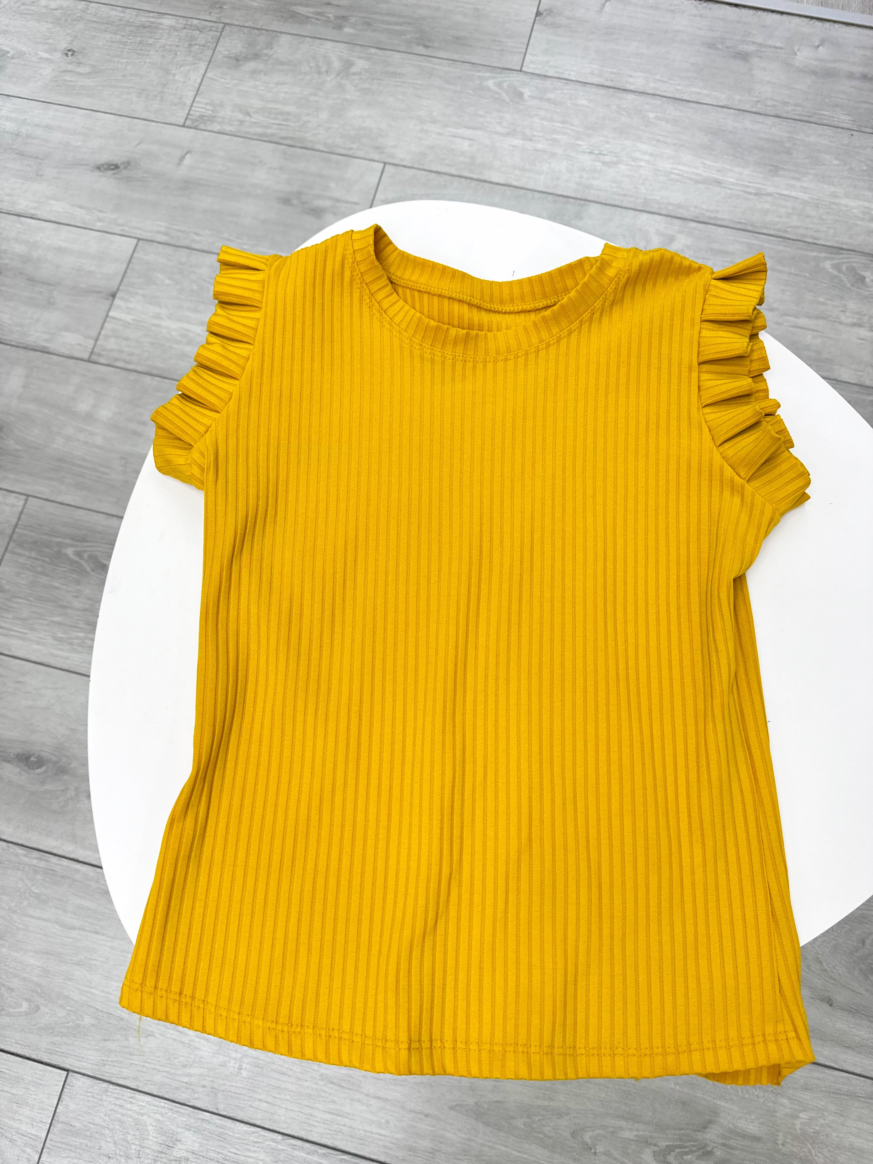 Remera manga corta mostaza