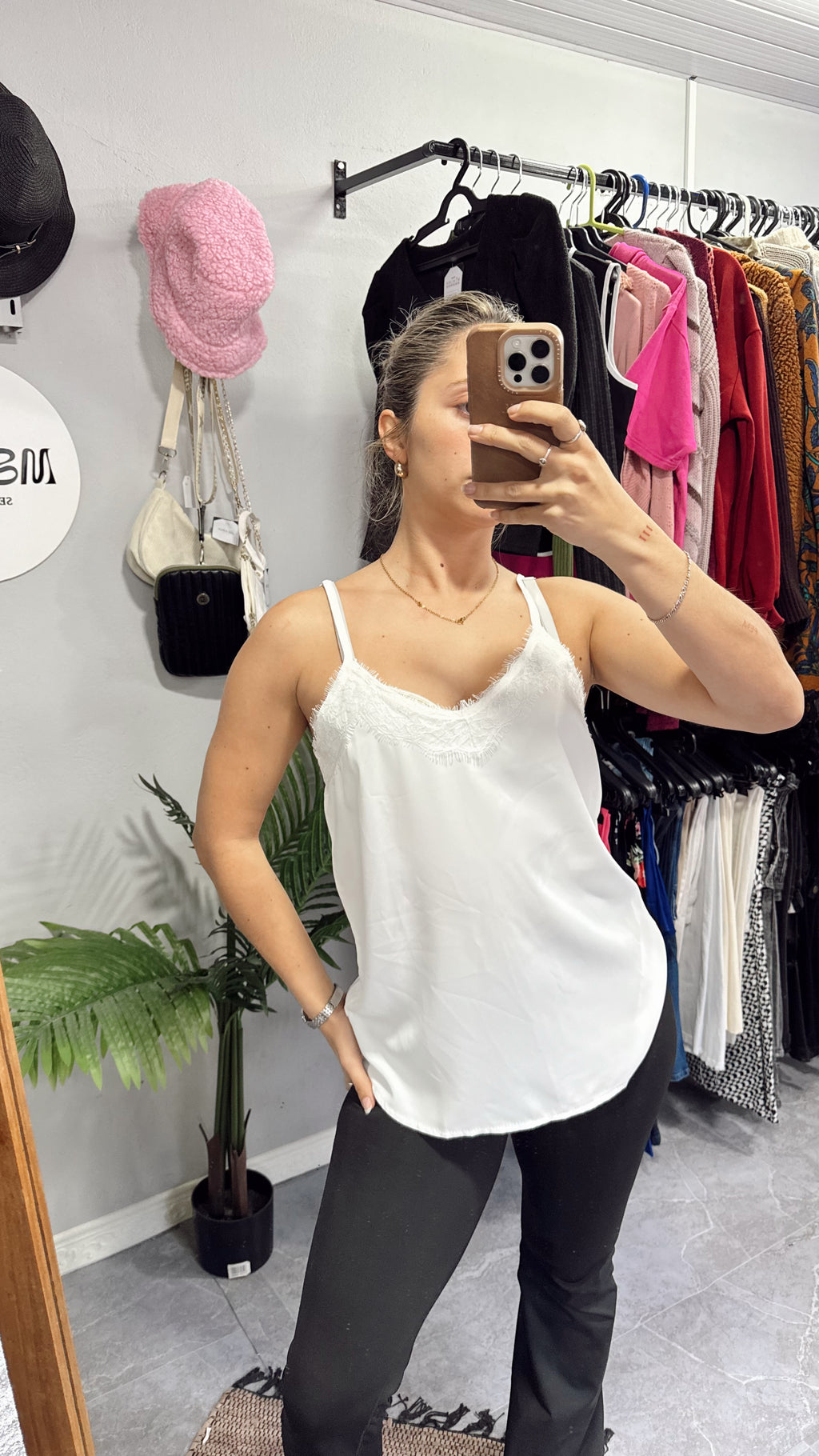 Musculosa blanca