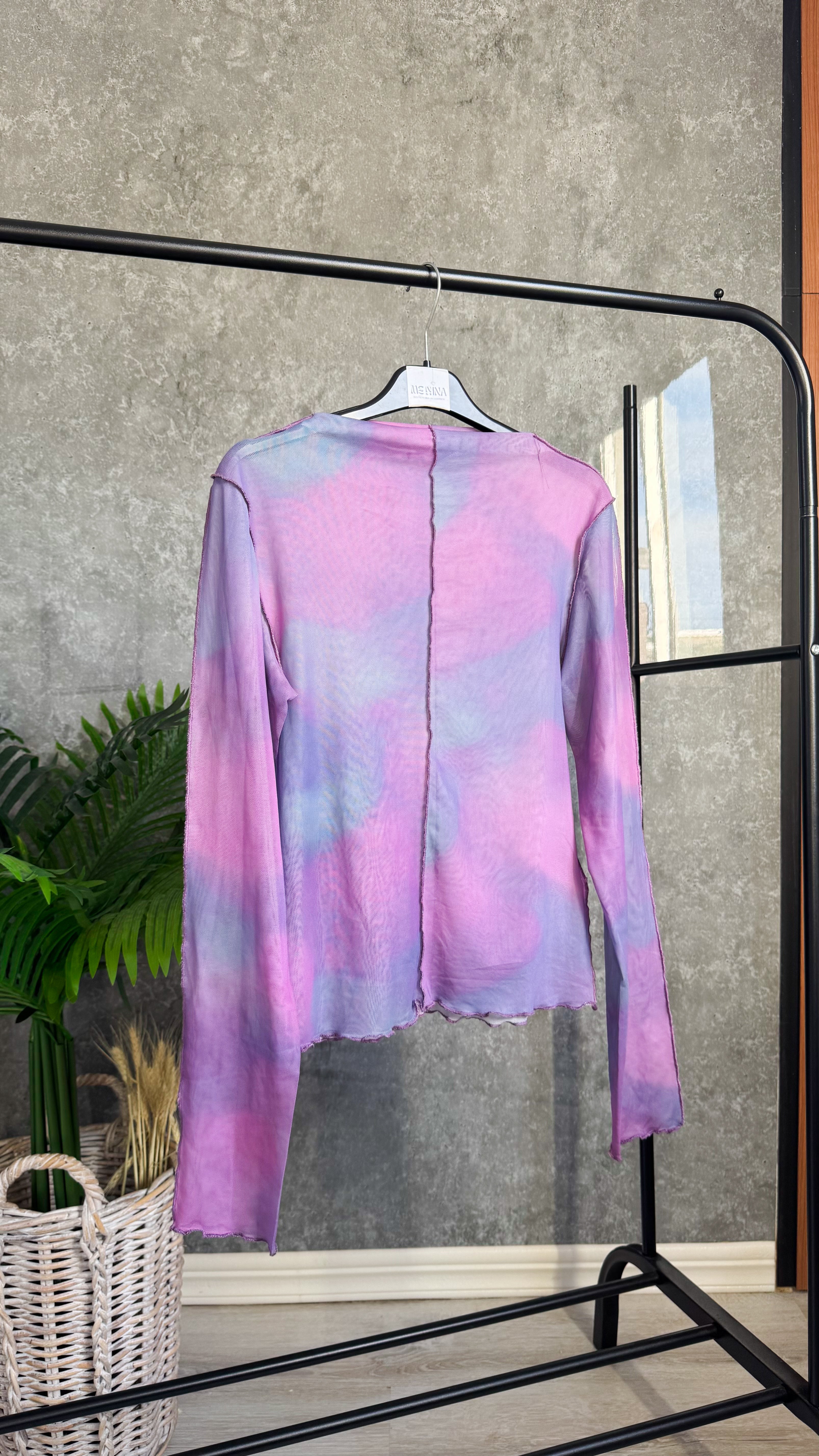 Top de tul manga larga