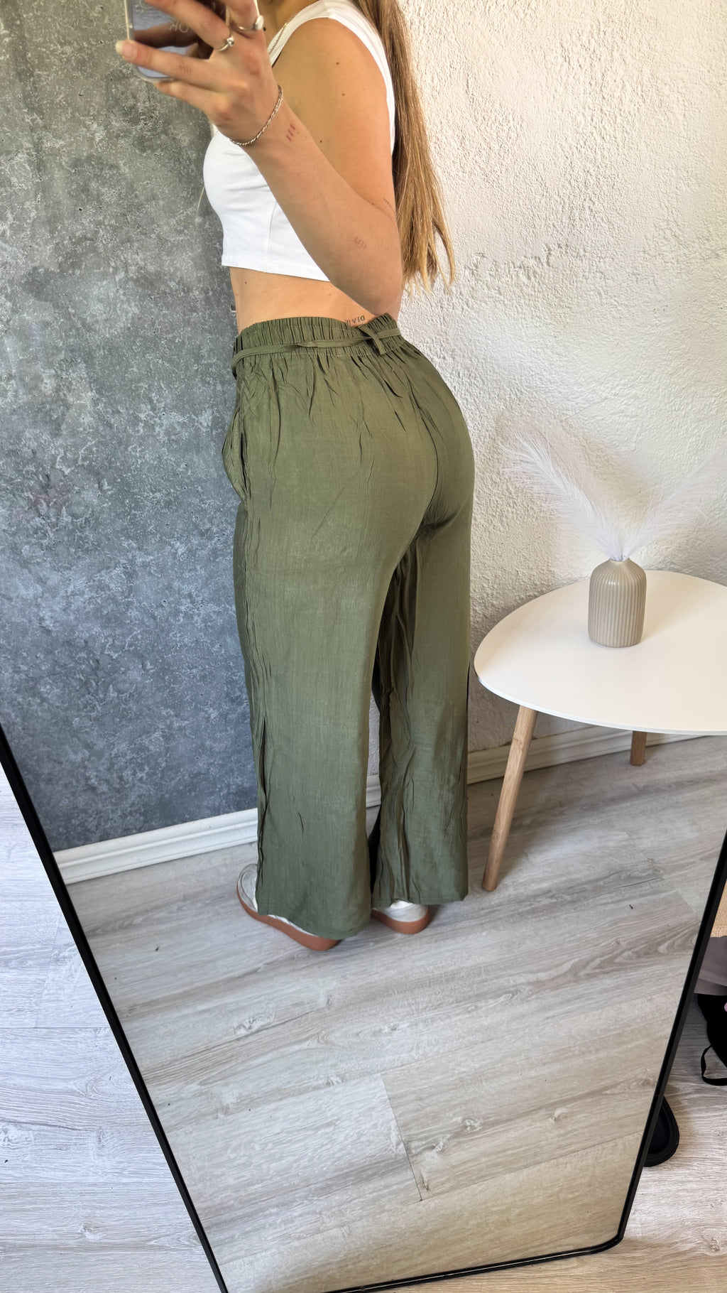 Pantalón NUEVO fresco color verde