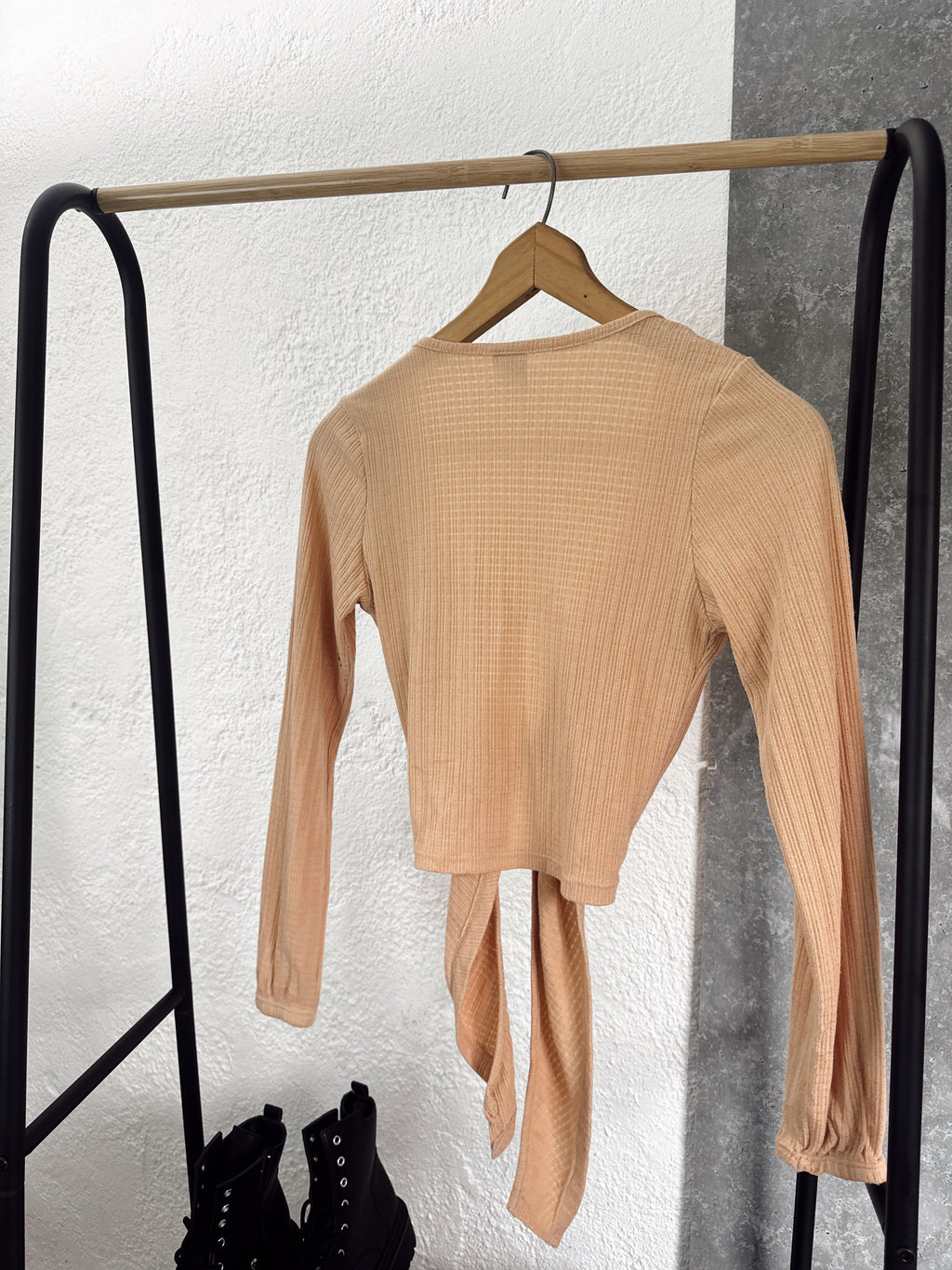 Remera para atar adelante