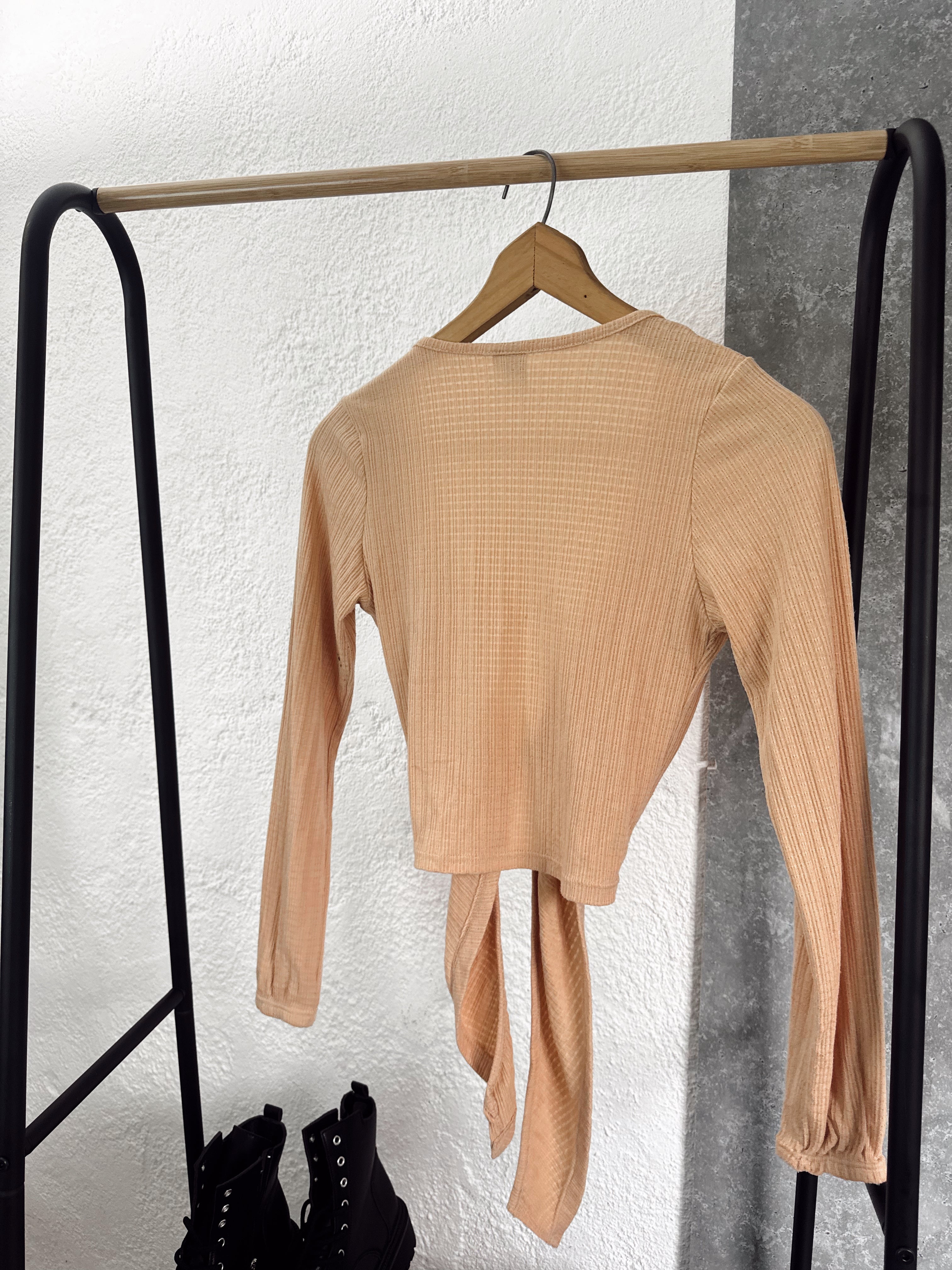 Remera para atar adelante