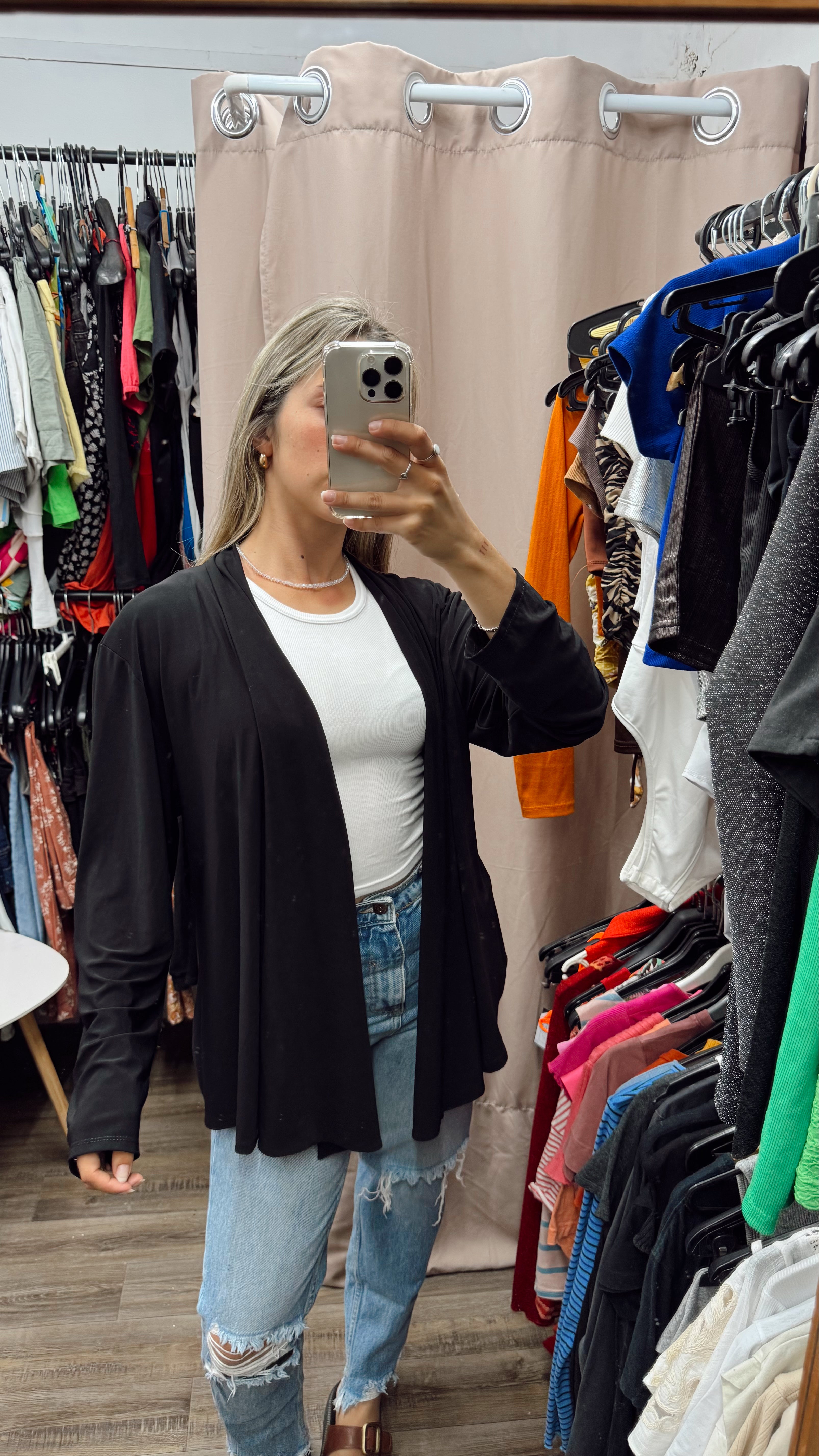 Saco negro talle único sin botones