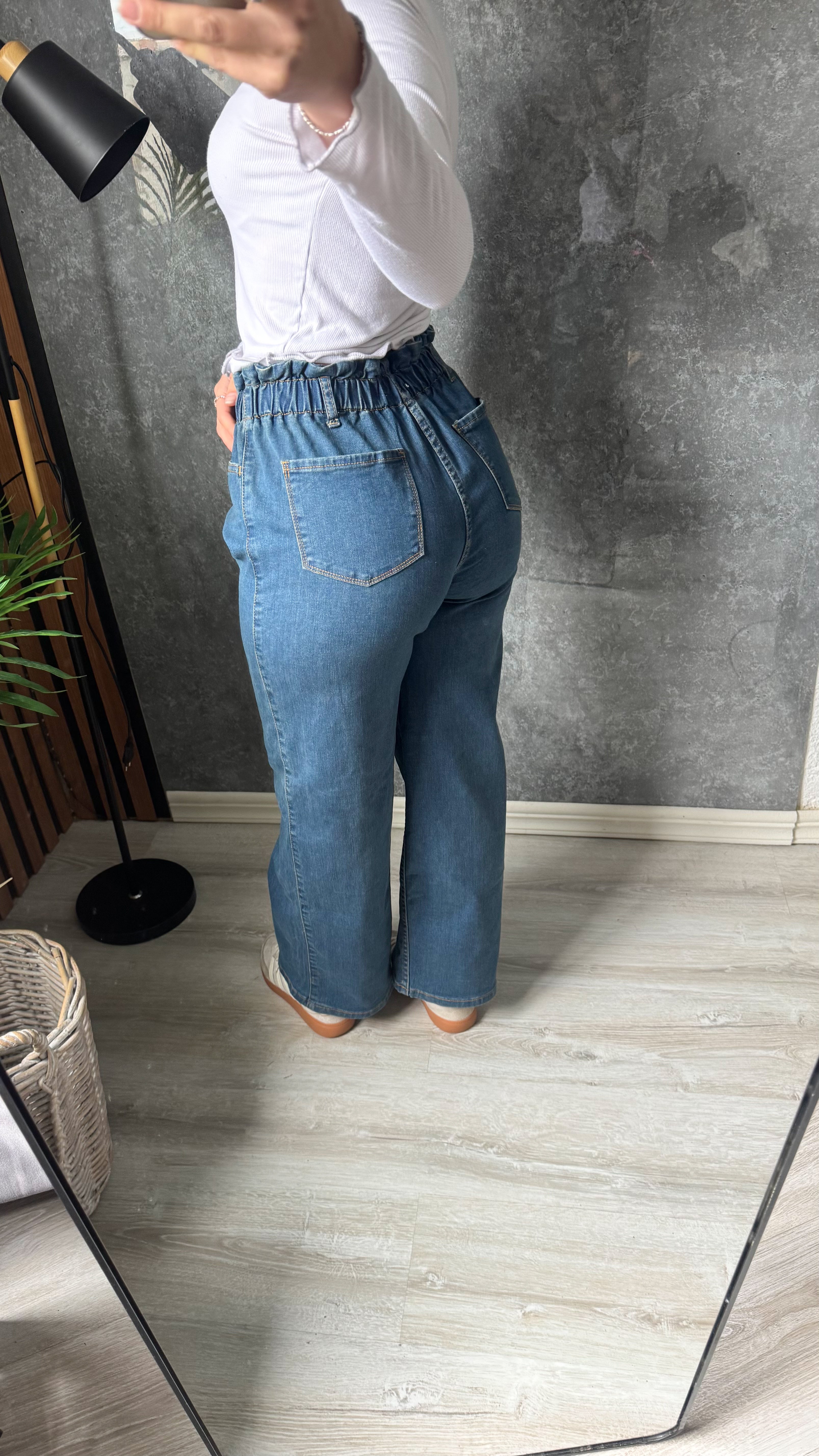 Jean talle 24 tiro alto