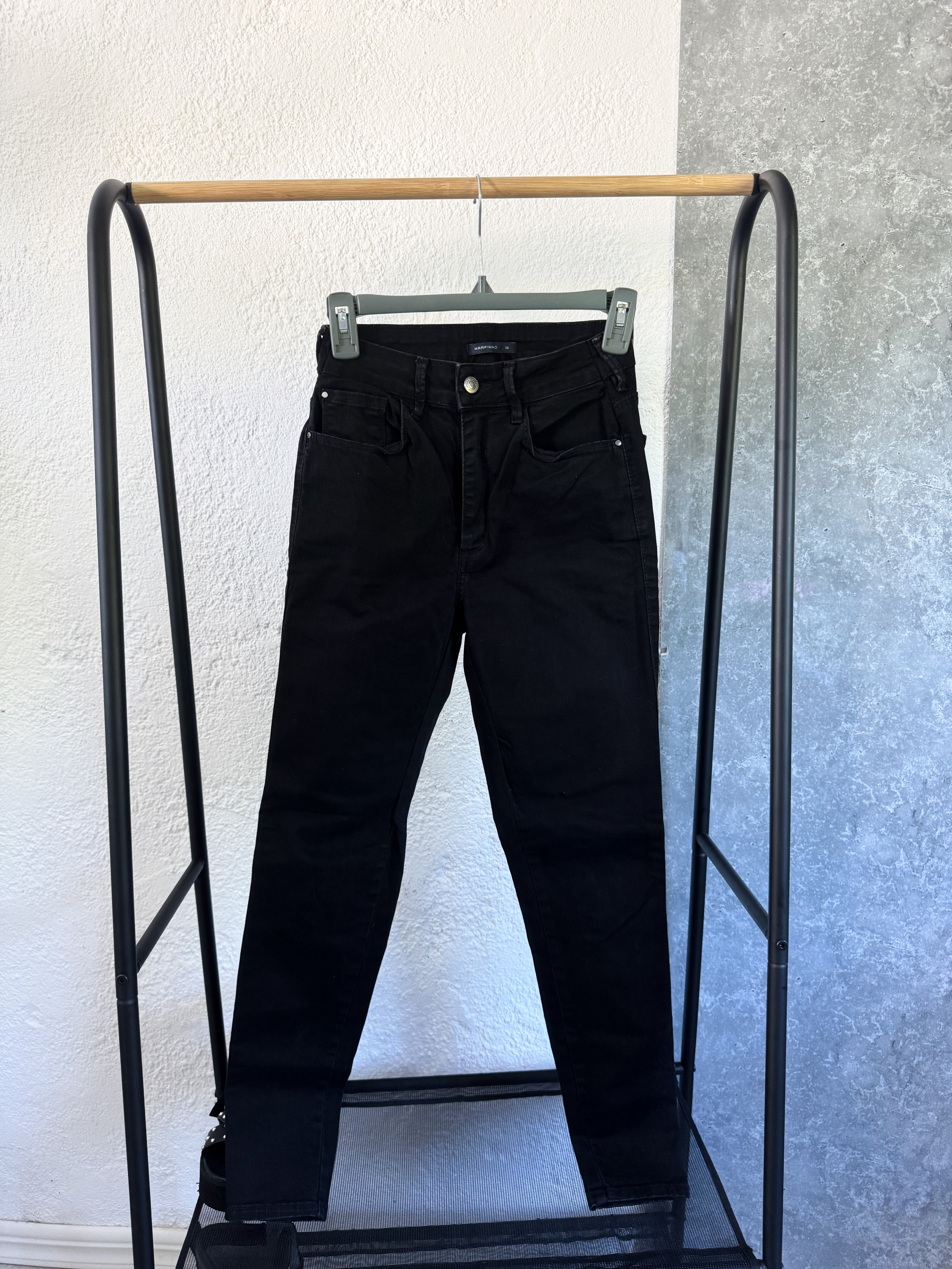 Jean negro MARFINO