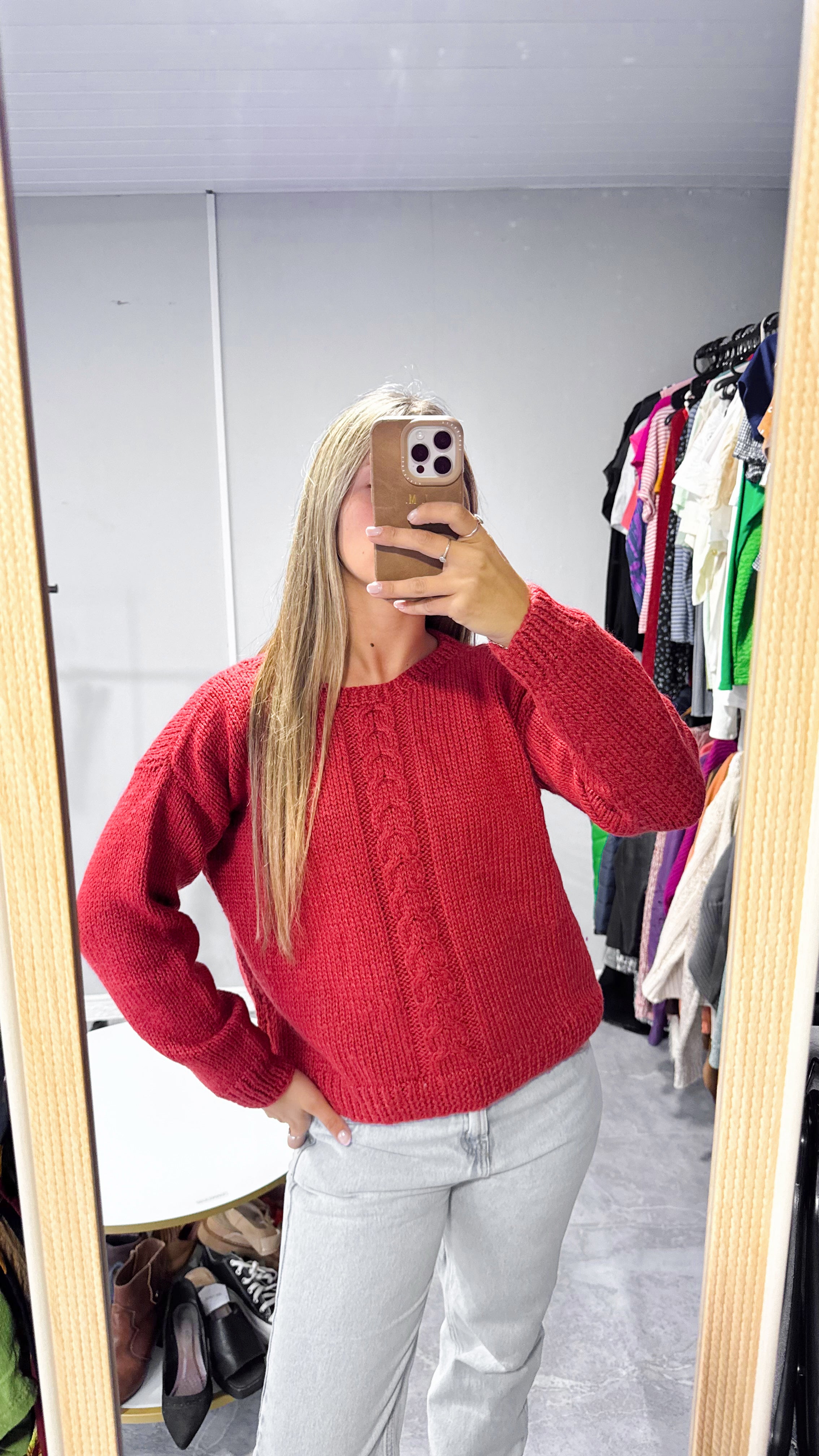 Buzo rojo de lana