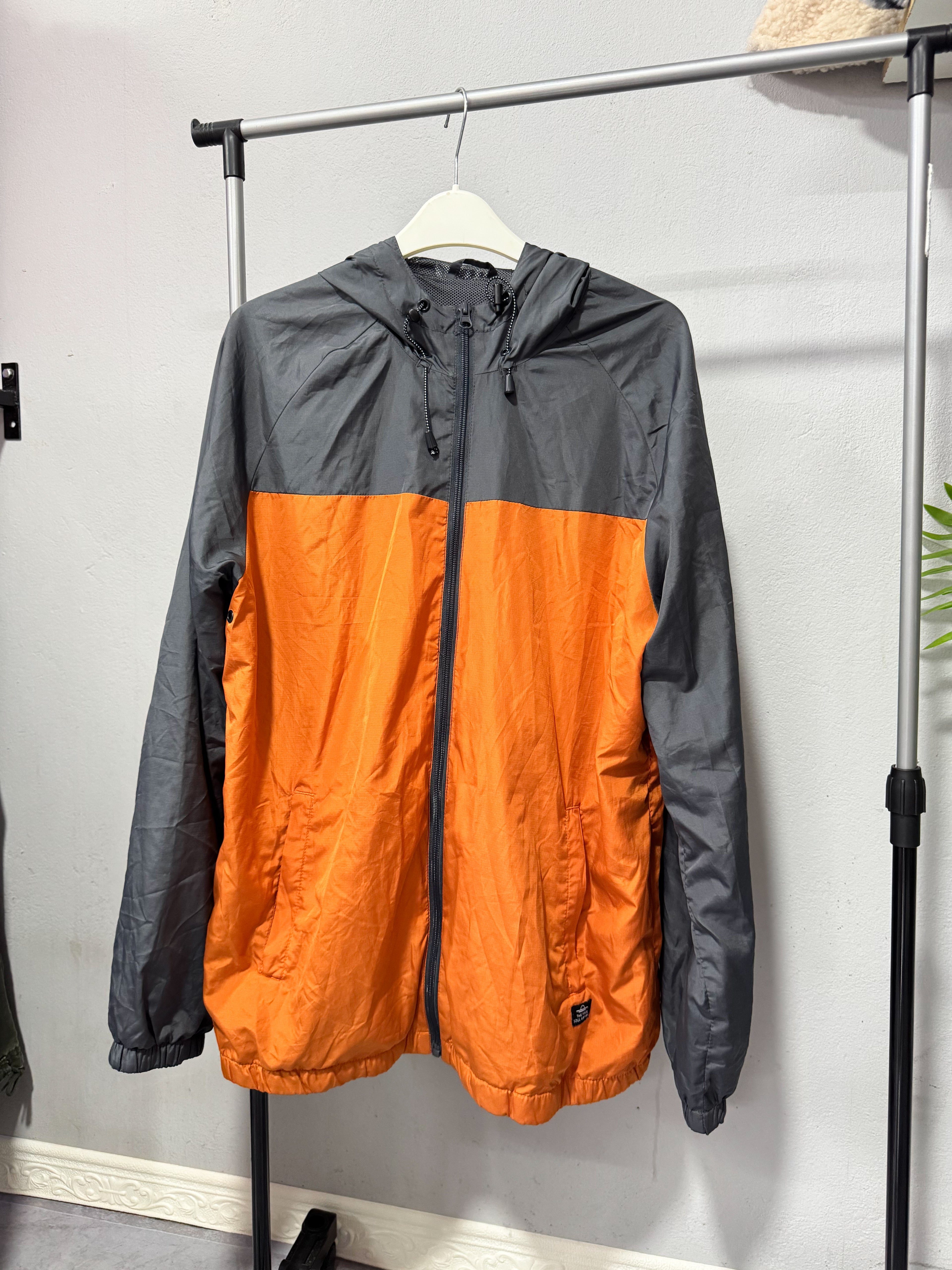 Campera rompe vientos
