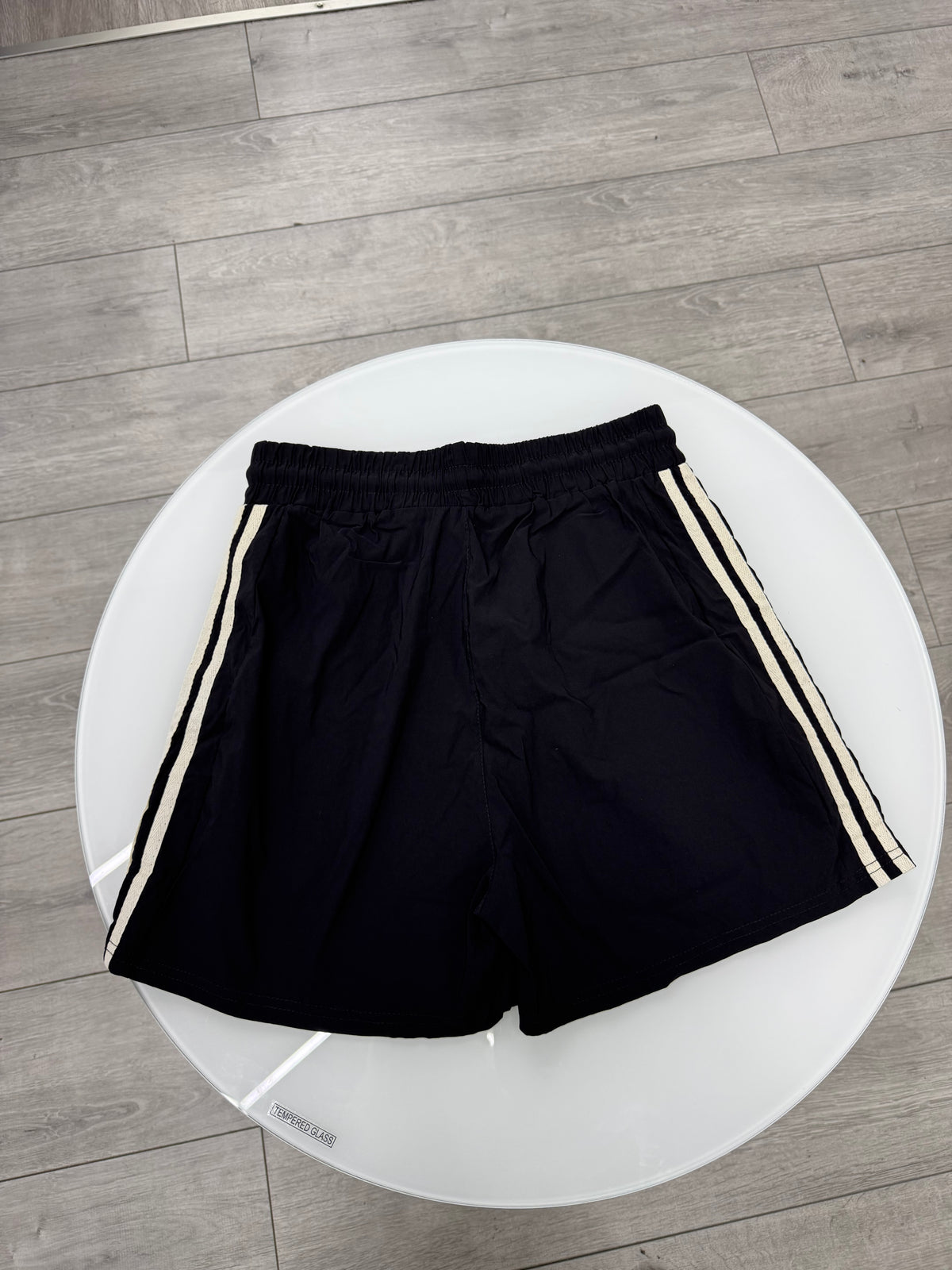 NUEVO short deportivo negro