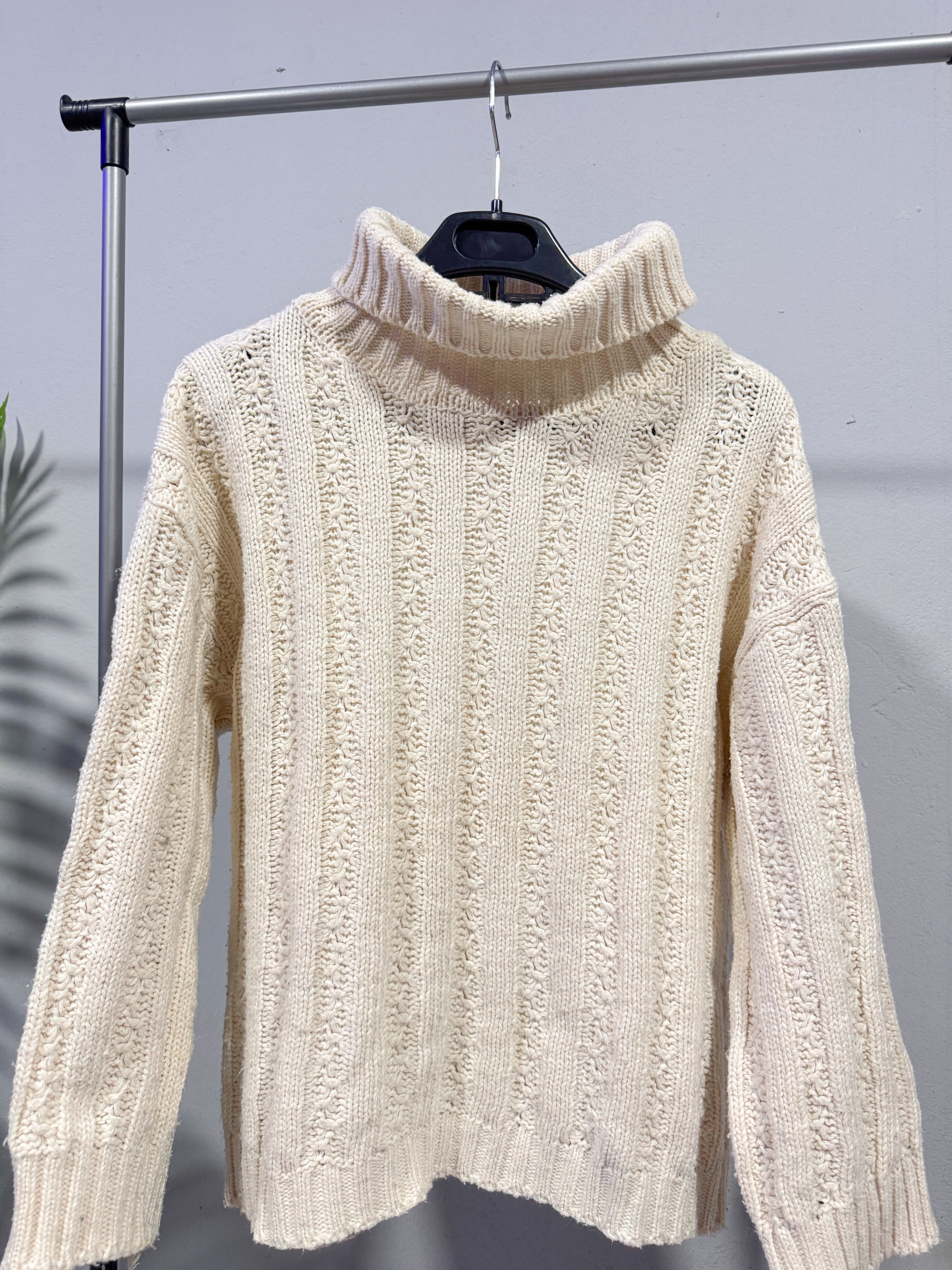 Poleron beige de hilo
