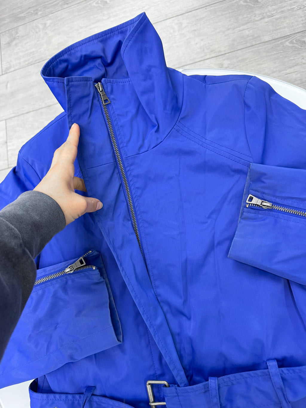 Chaqueta impermeable azul