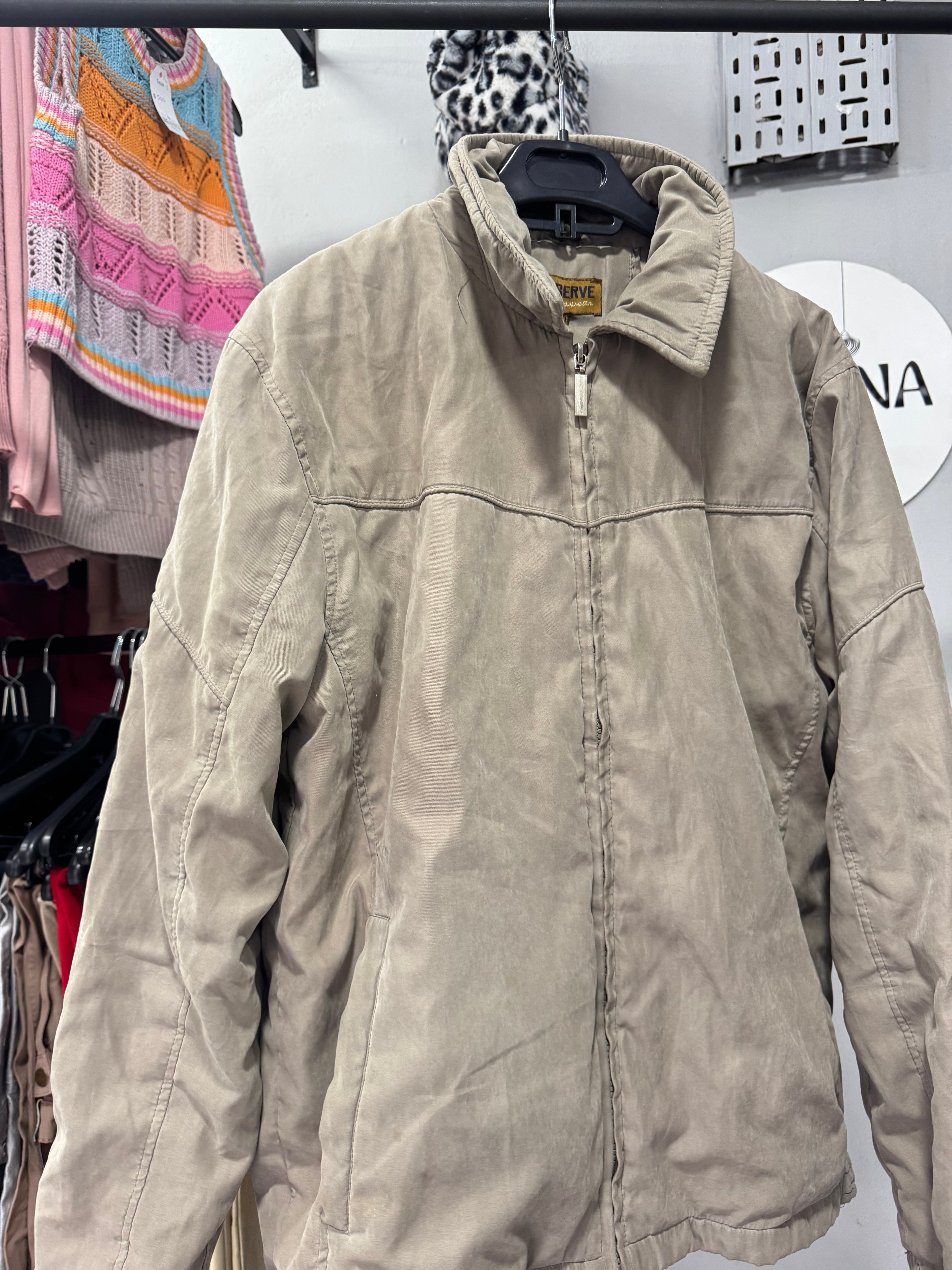 Campera de abrigo beige