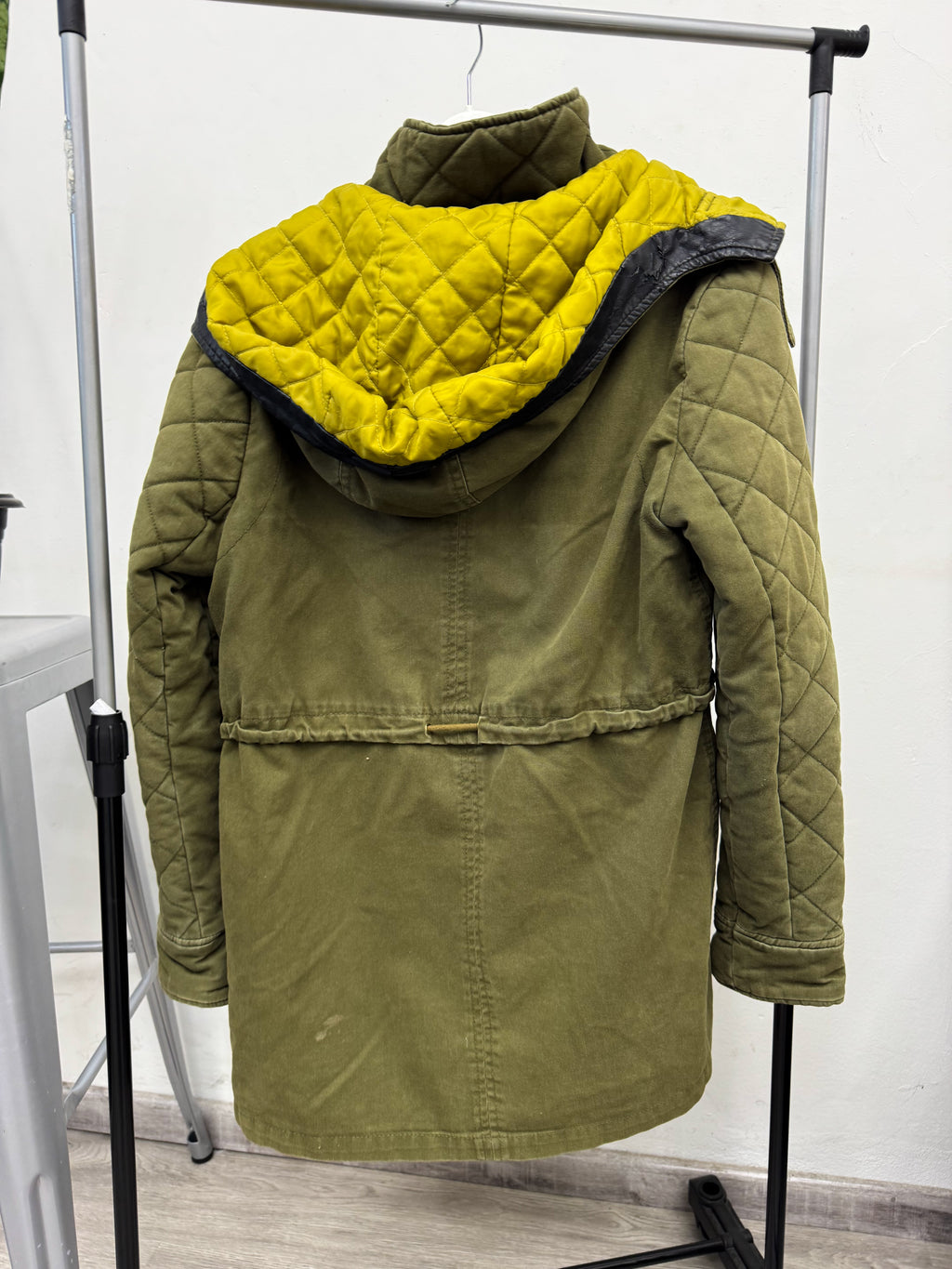 Parka con corderito desmontable