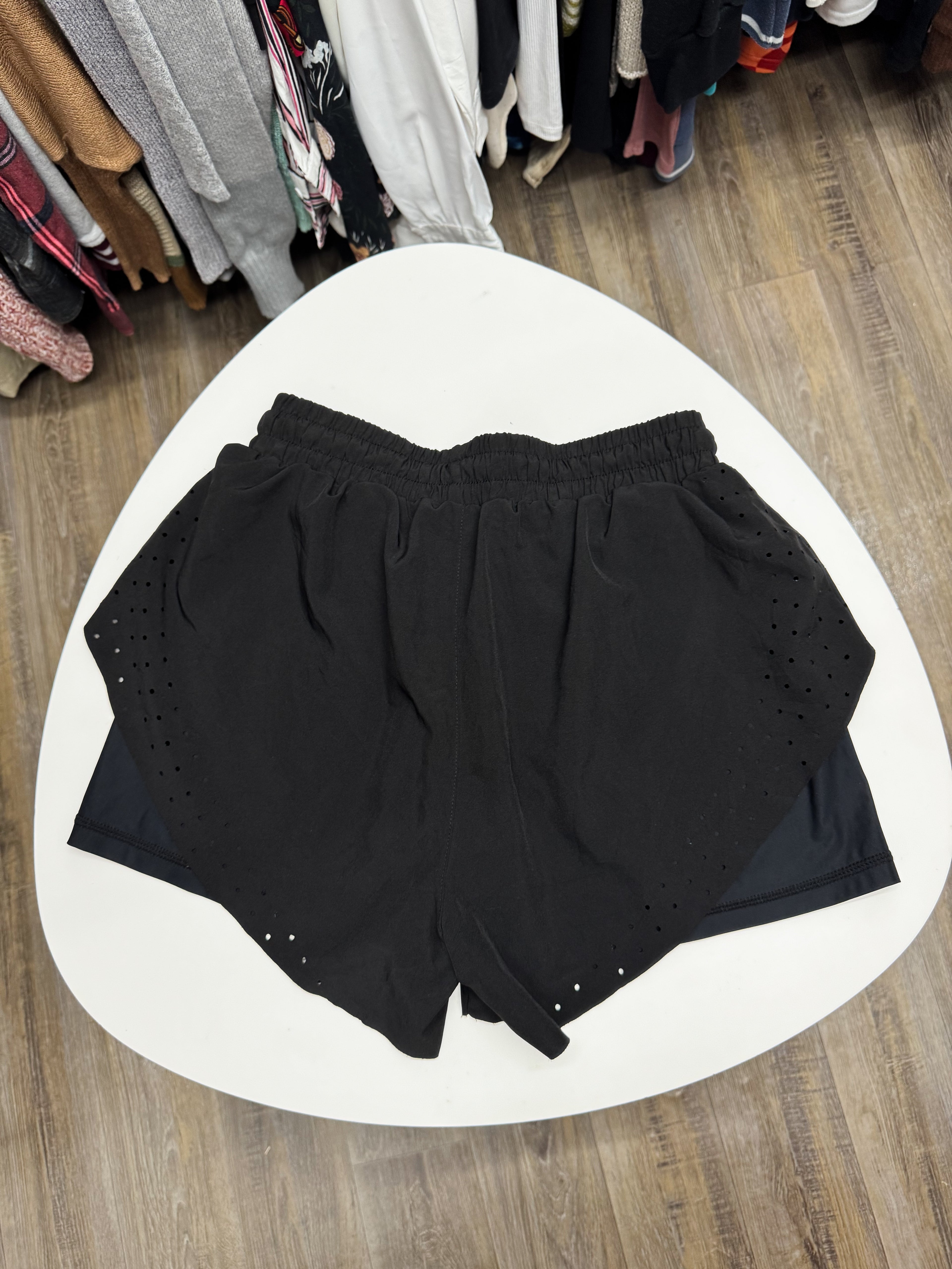 Short deportivo con calza abajo
