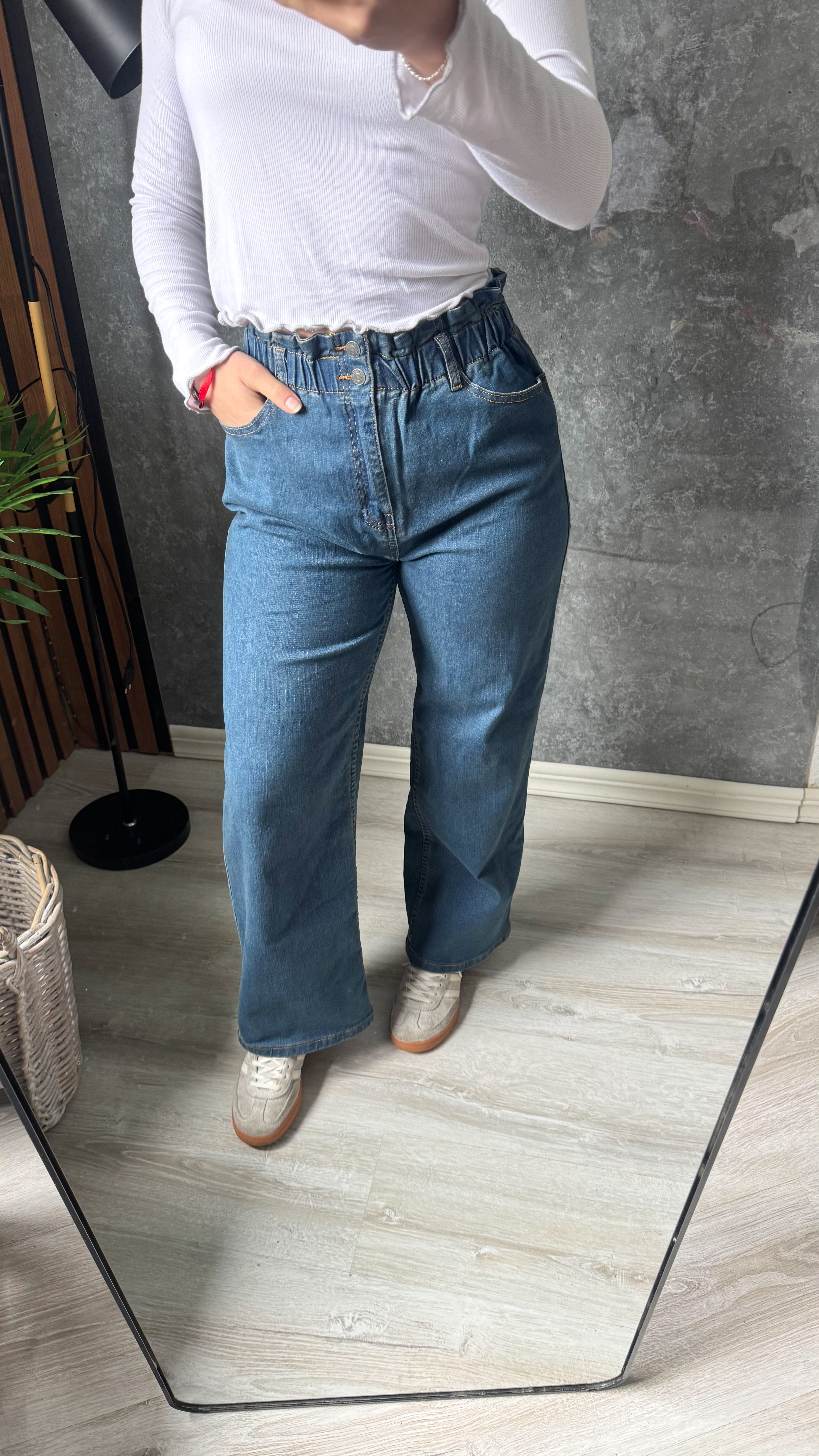 Jean talle 24 tiro alto