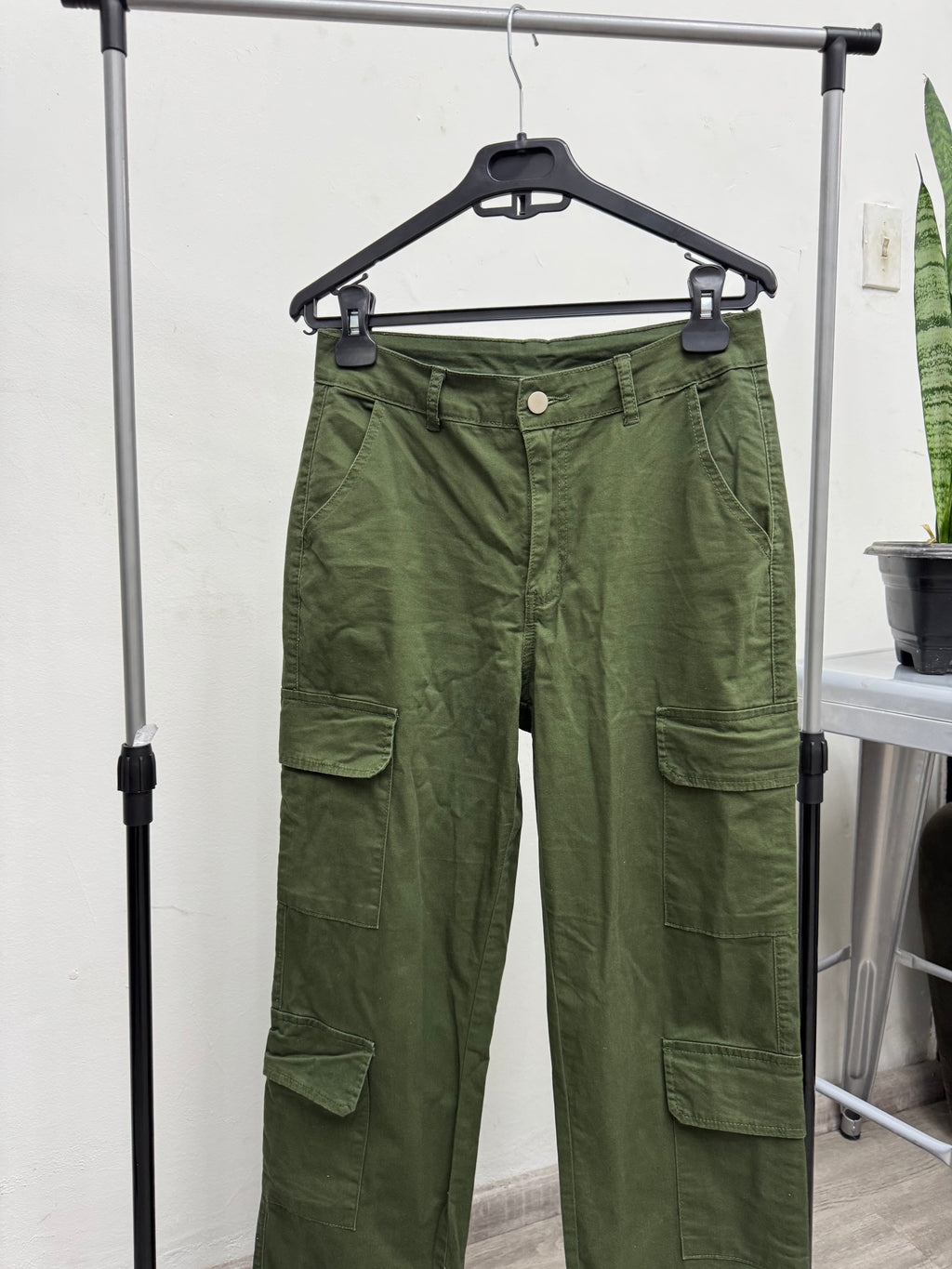 Pantalón cargo verde