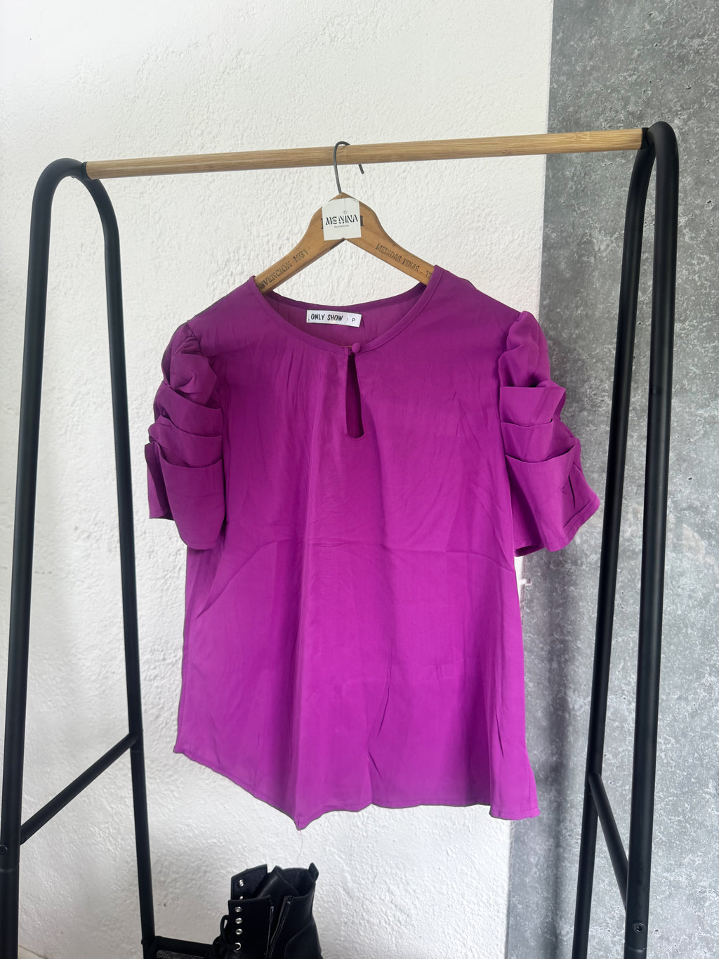 NUEVA remera lila de seda