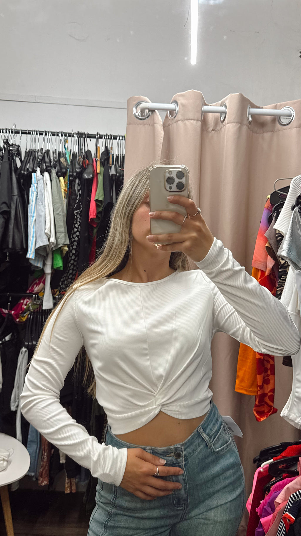 Remera blanca básica manga larga